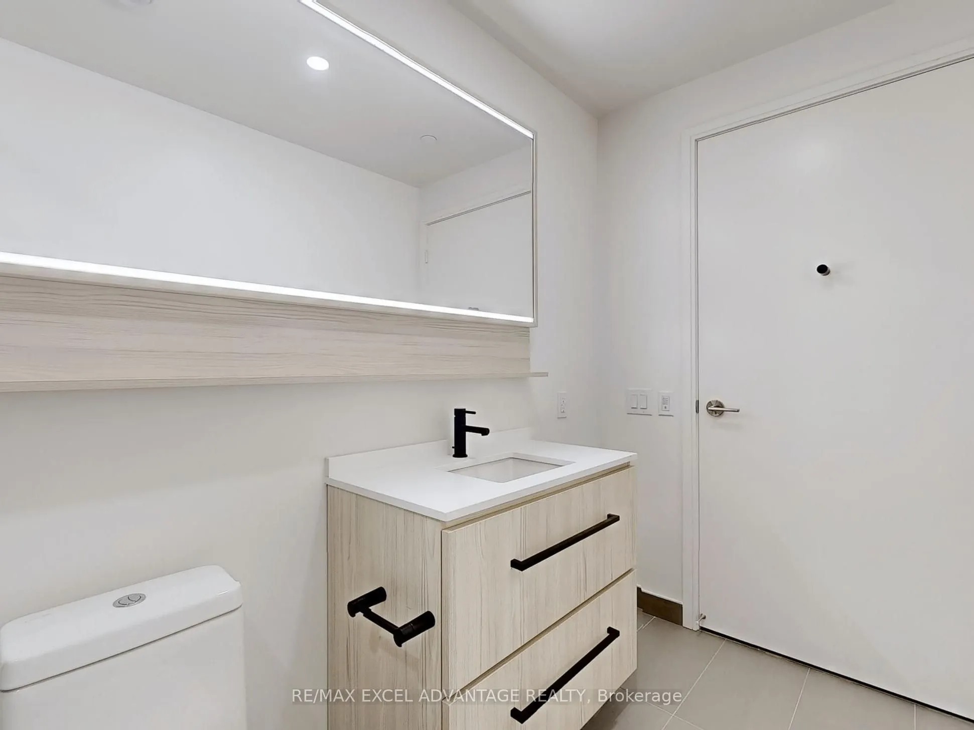 425 Front Street E, #306