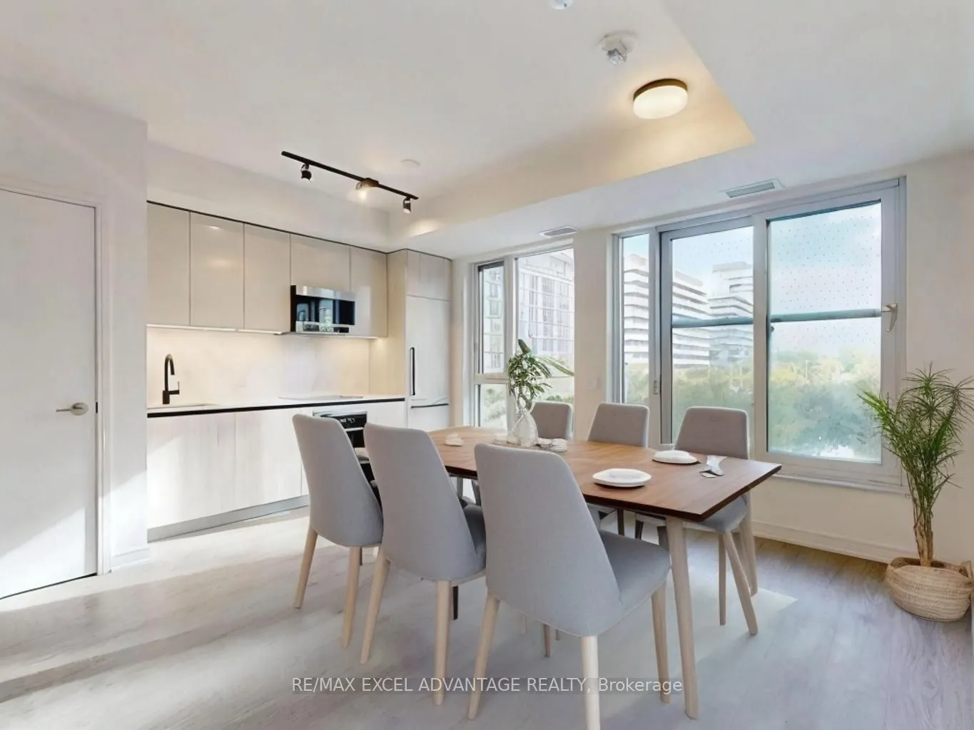 425 Front Street E, #306