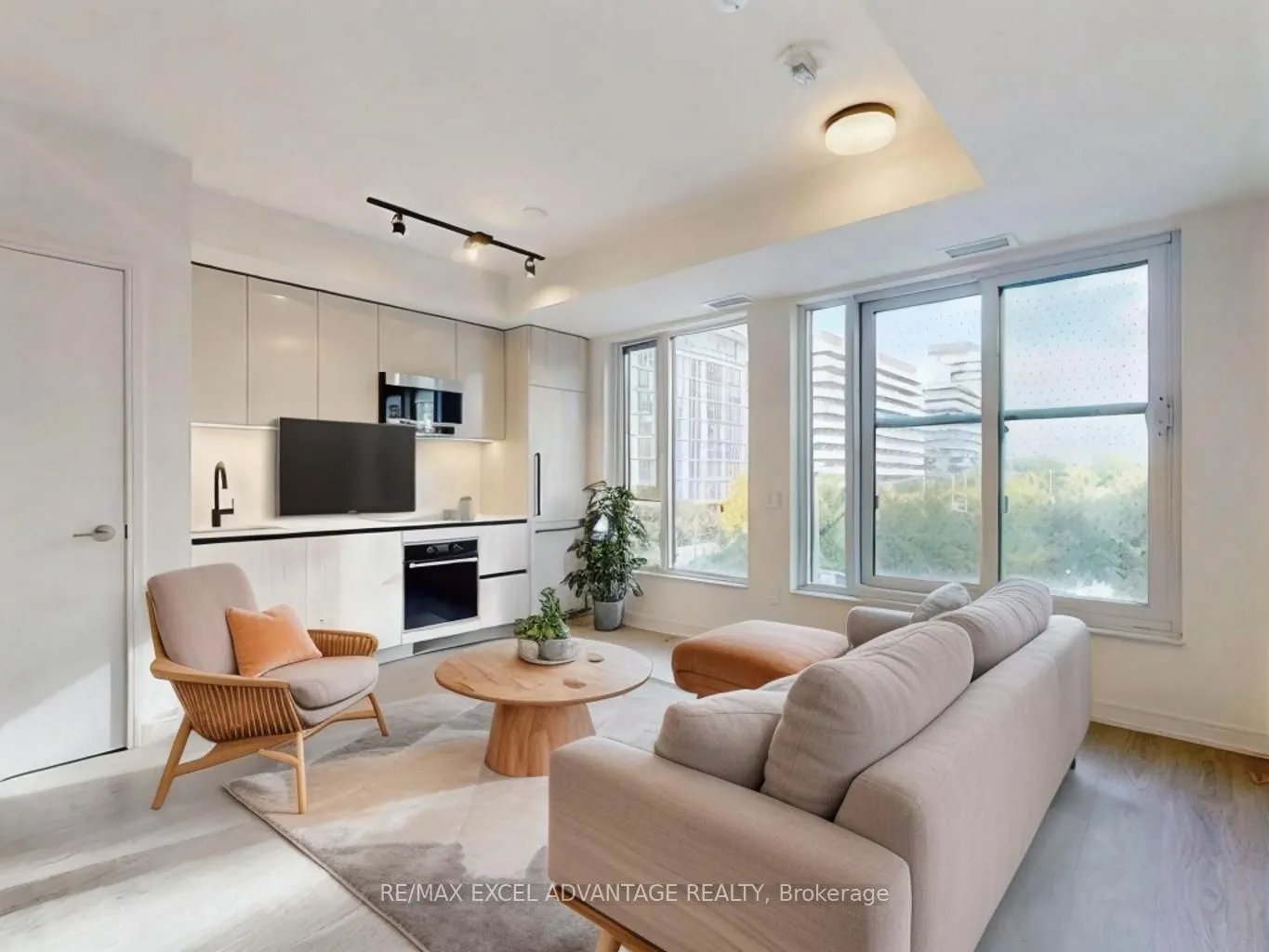 425 Front Street E, #306