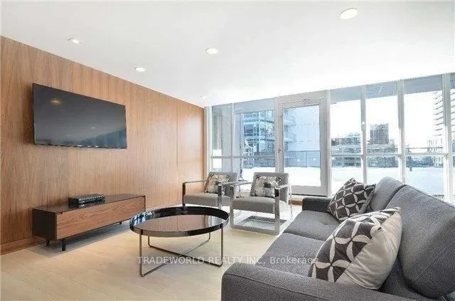 295 Adelaide Street W, #509