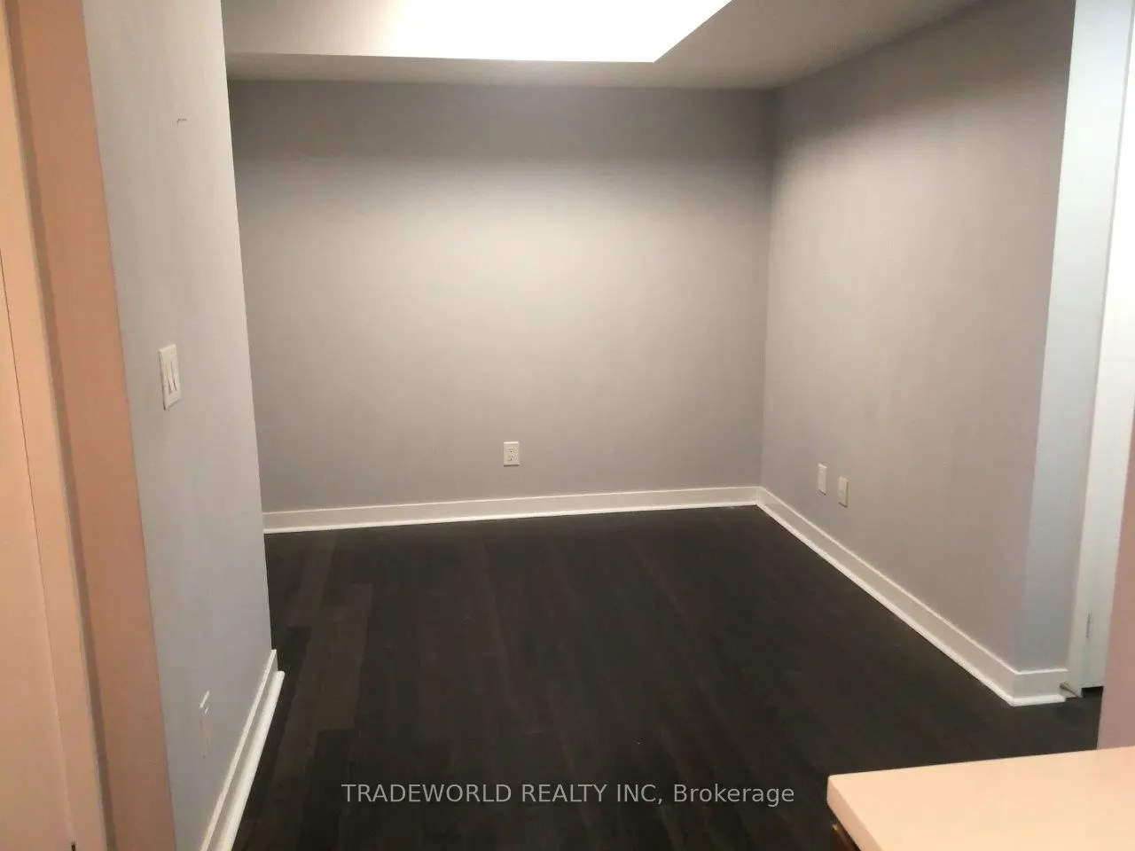295 Adelaide Street W, #509