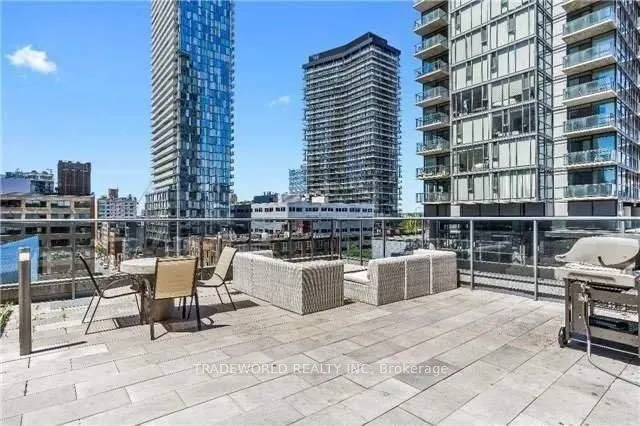295 Adelaide Street W, #509