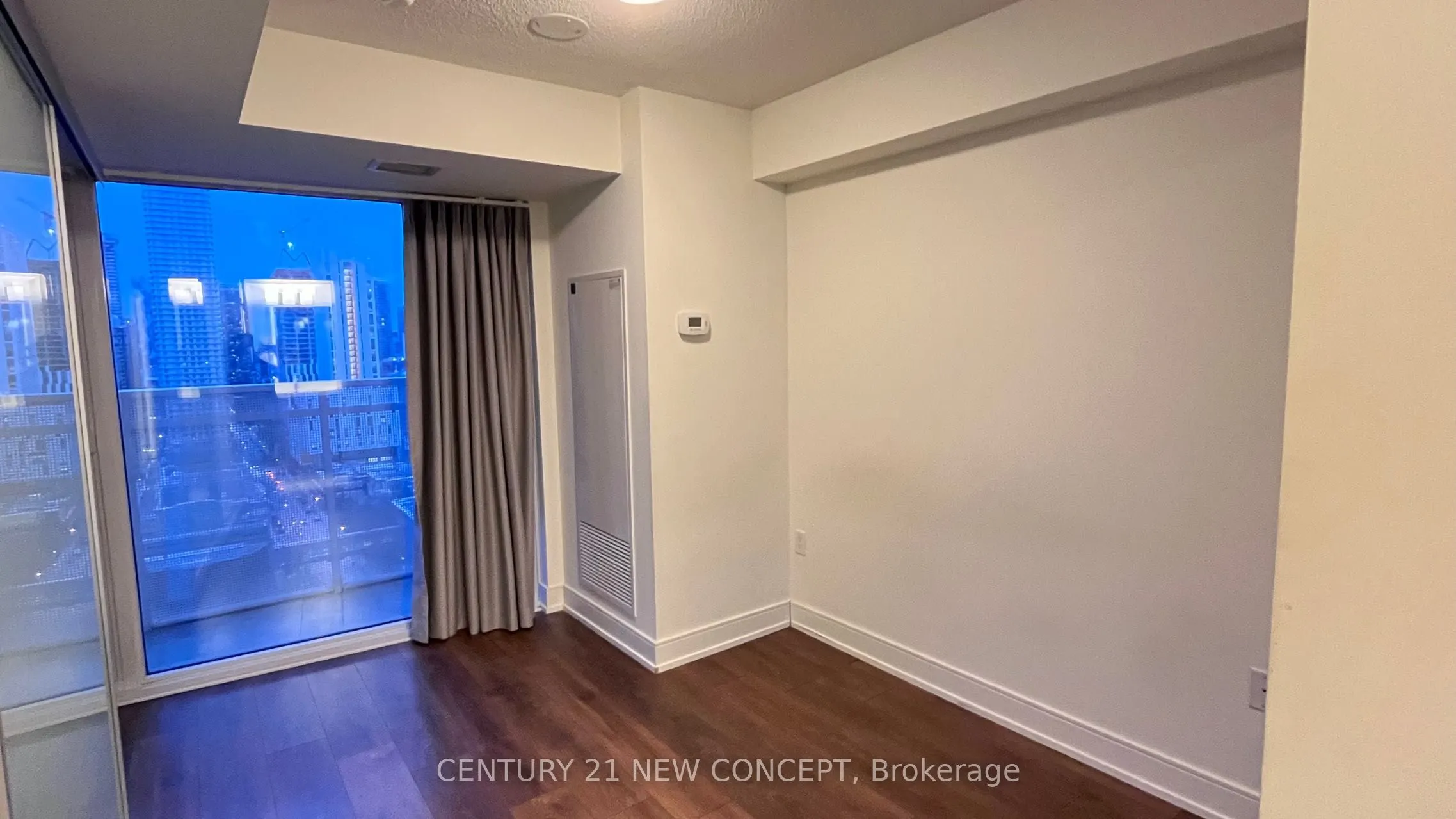 89 McGill Street, #1909