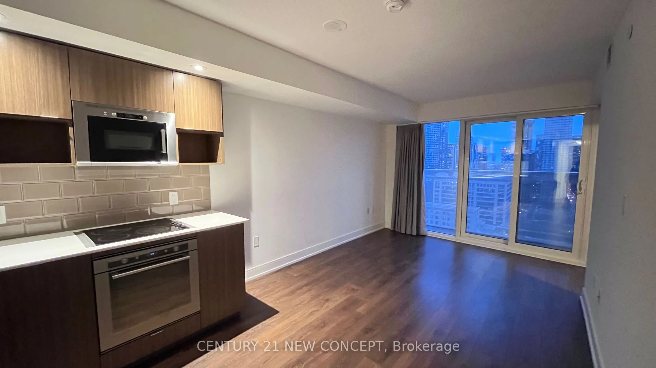 89 McGill Street, #1909