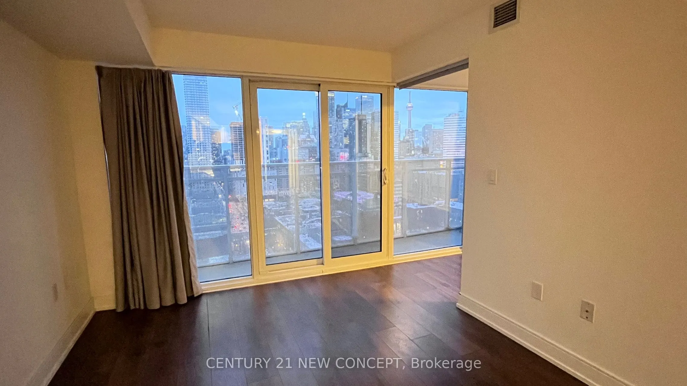 89 McGill Street, #1909