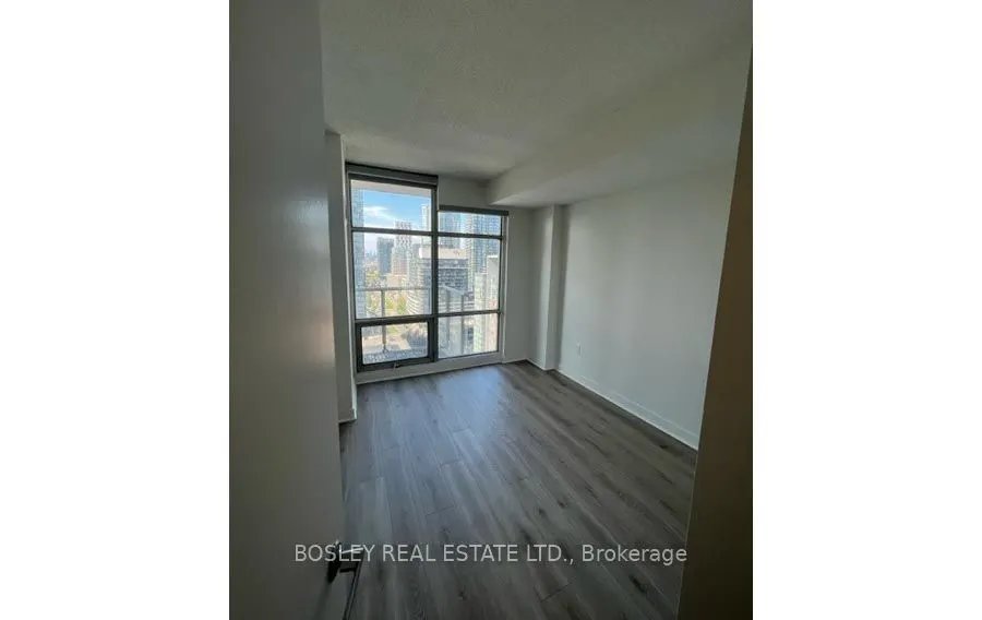 10 Navy Wharf Court, #2502
