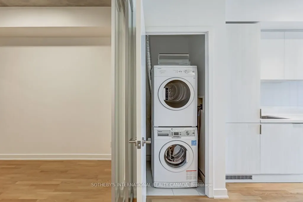 109 Ossington Avenue, #203