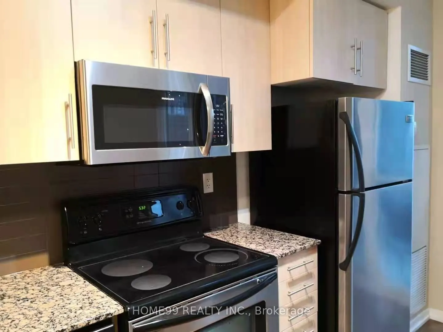 65 Bremner Boulevard, #1404