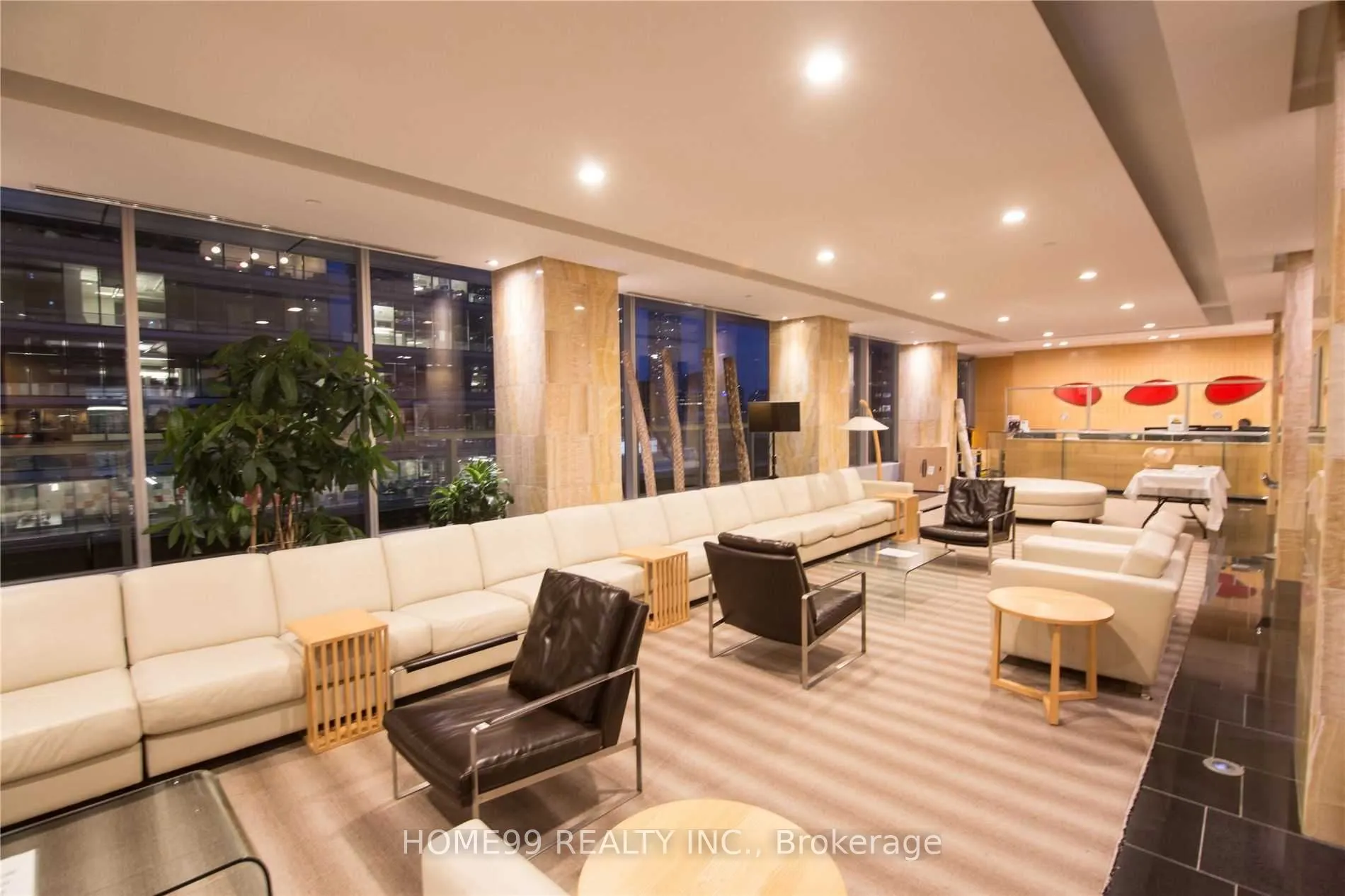 65 Bremner Boulevard, #1404