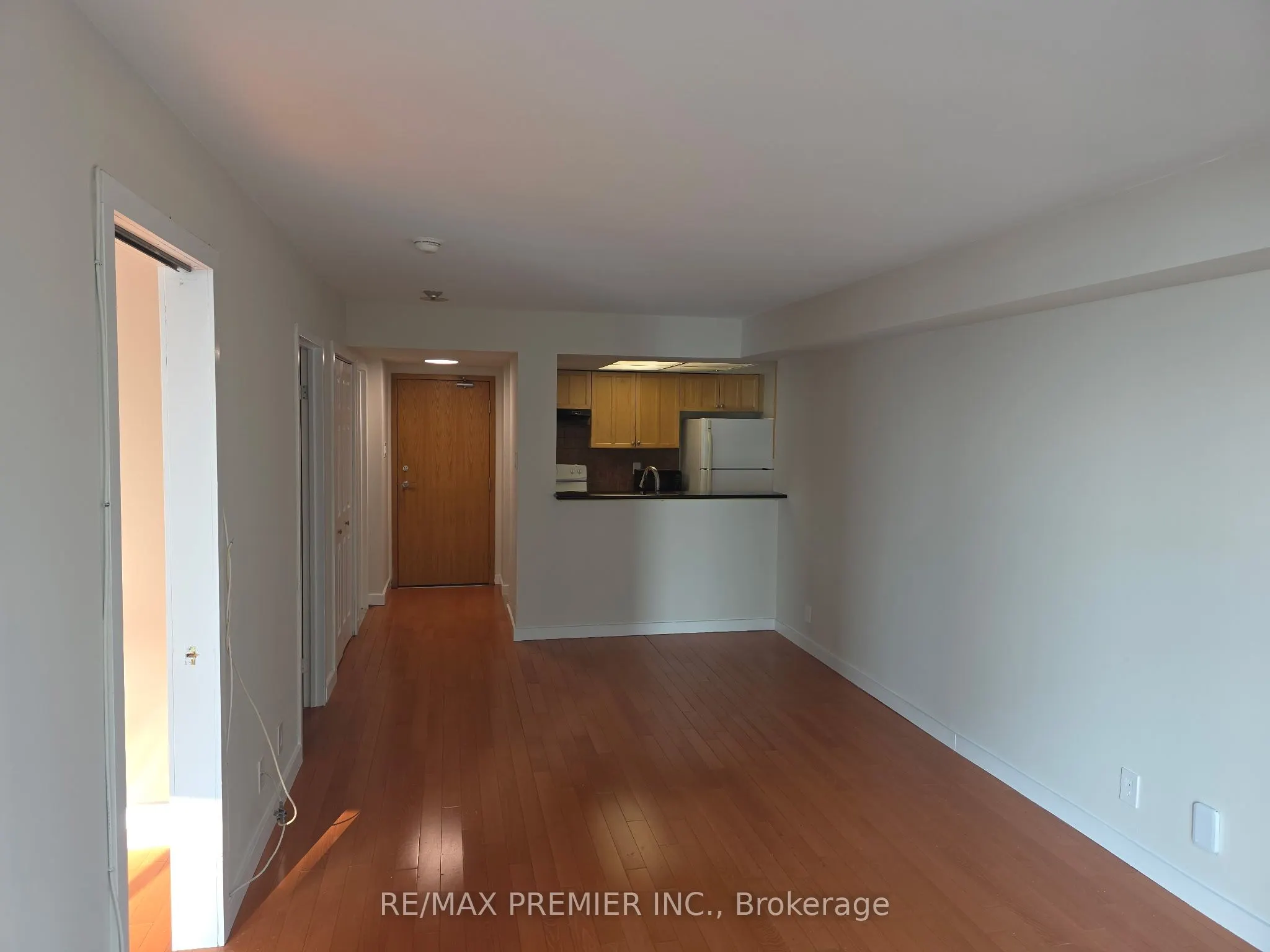 77 Harbour Square, #2304