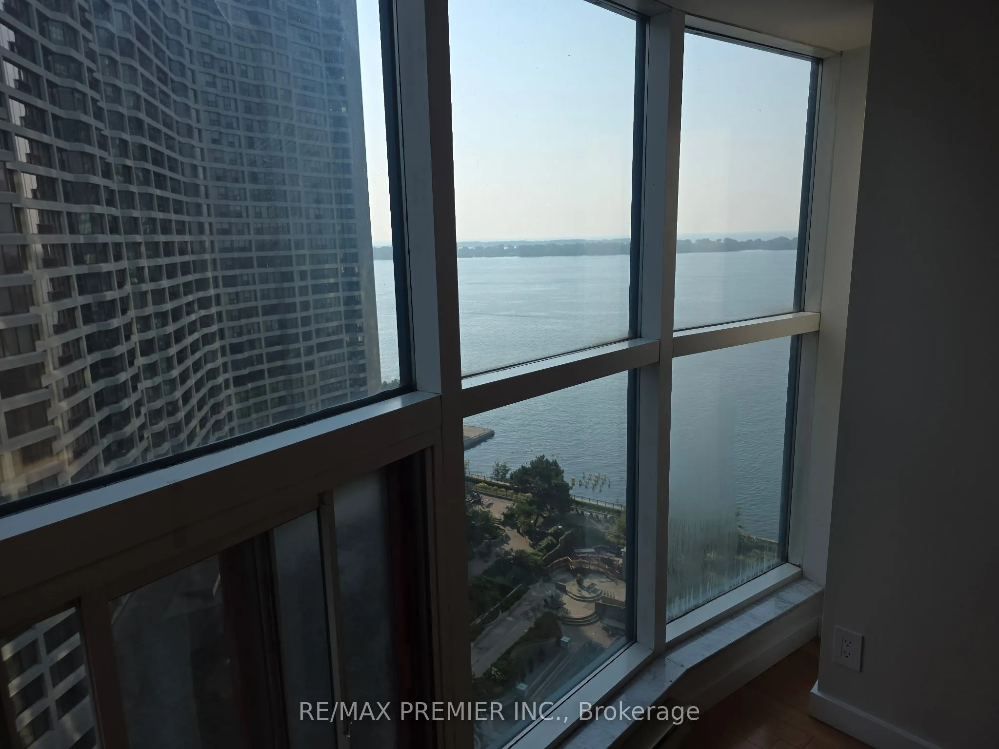 77 Harbour Square, #2304