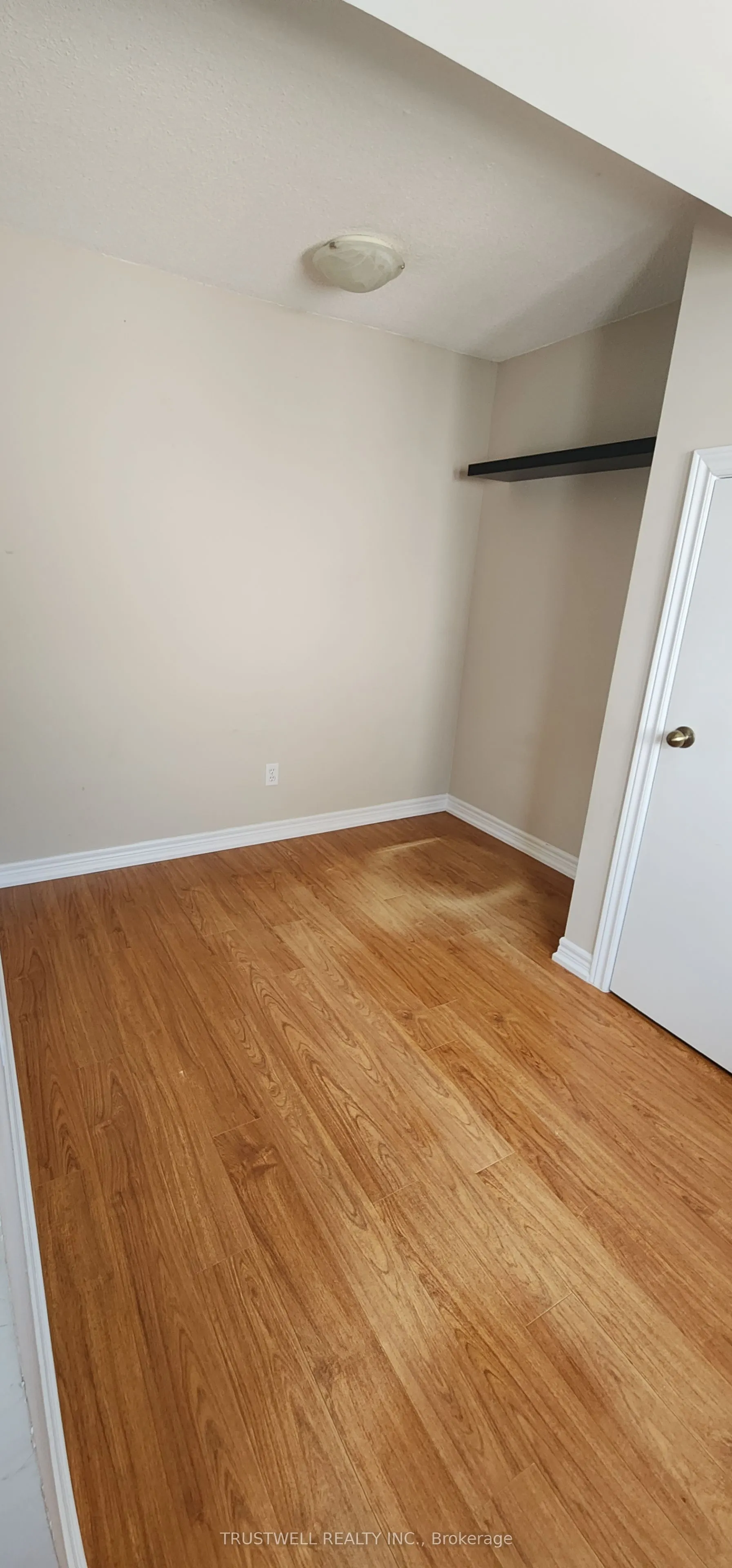 228 St George Street, #7