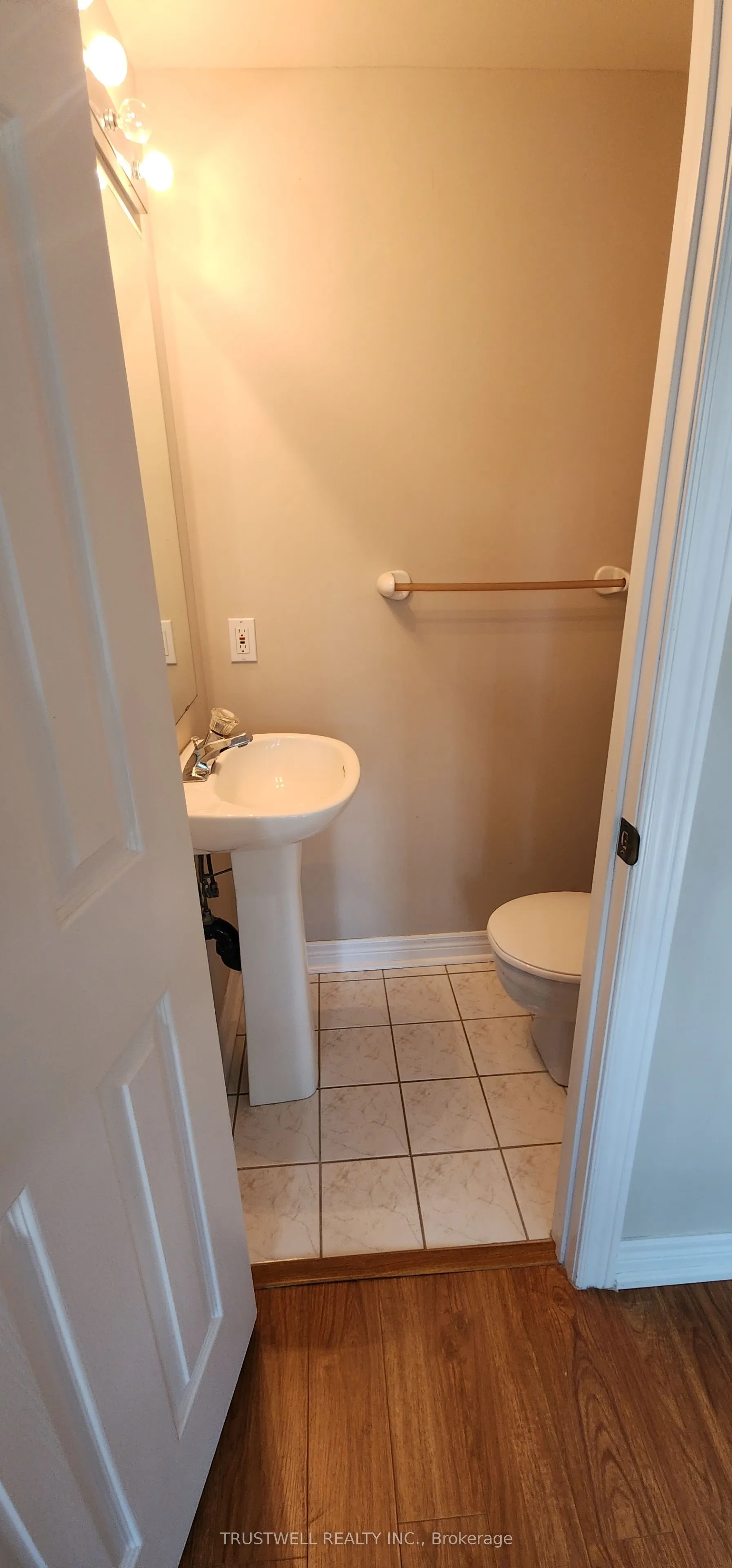 228 St George Street, #7