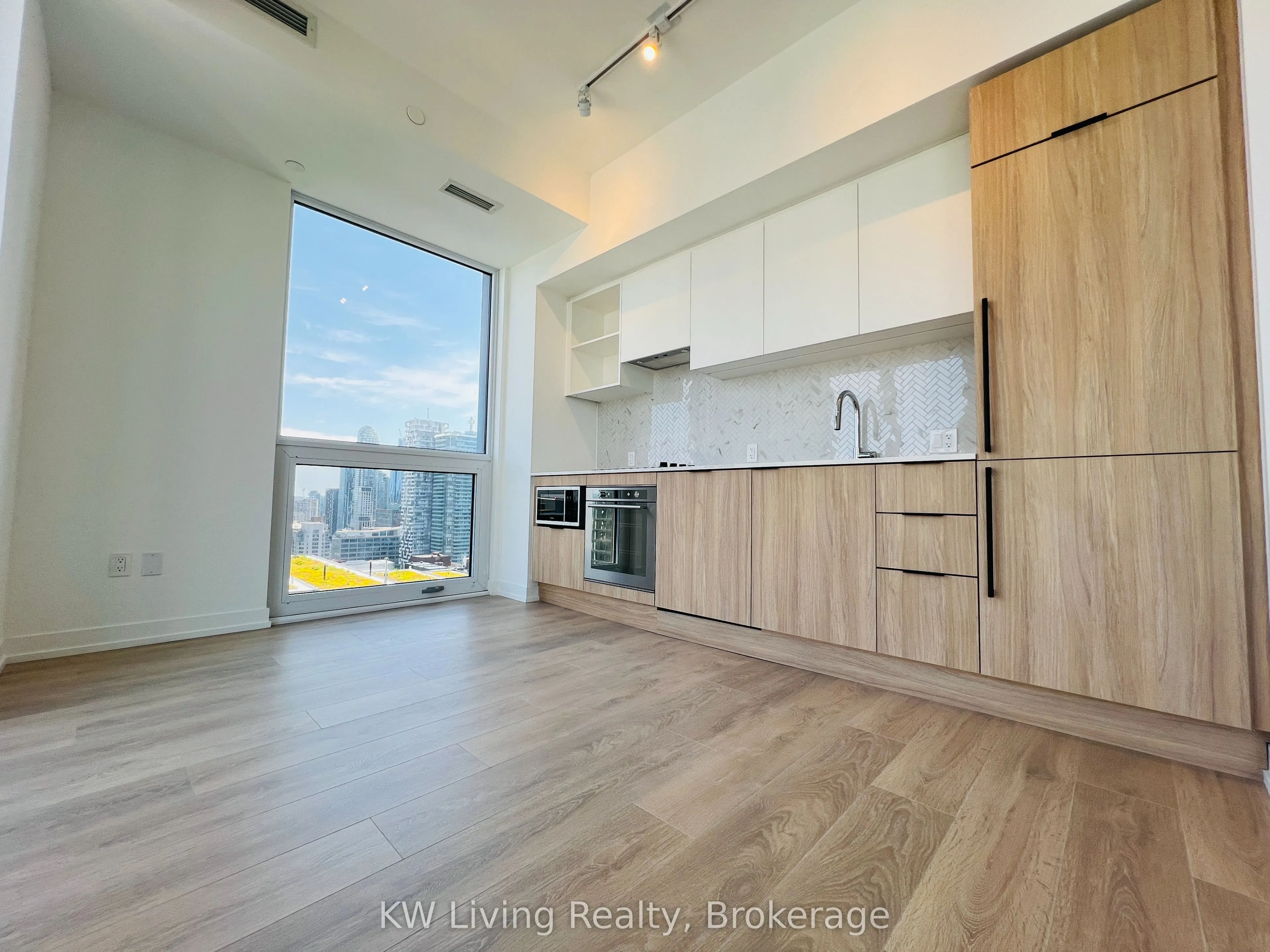 82 Dalhousie Street, #3503