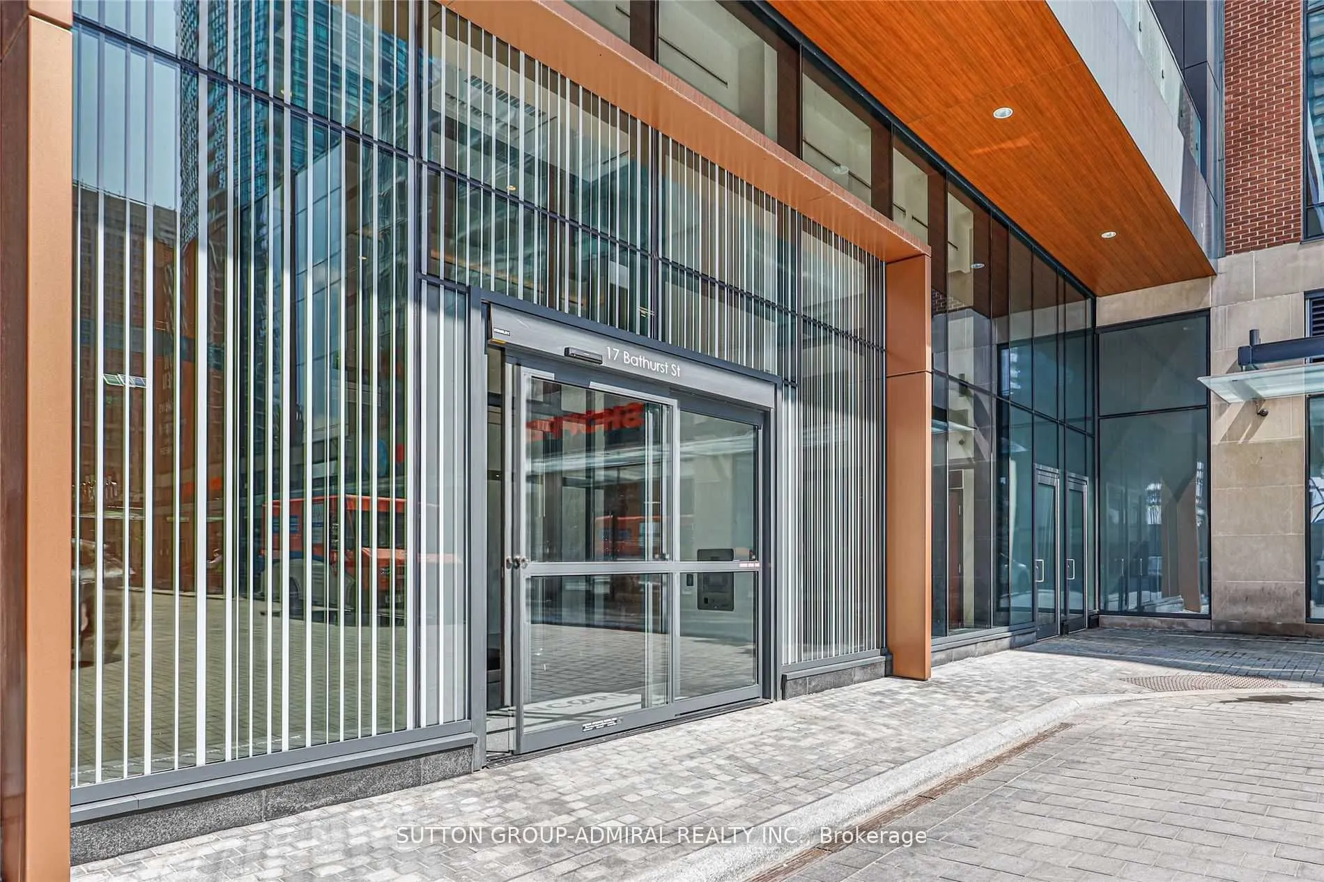 17 Bathurst Street, #615