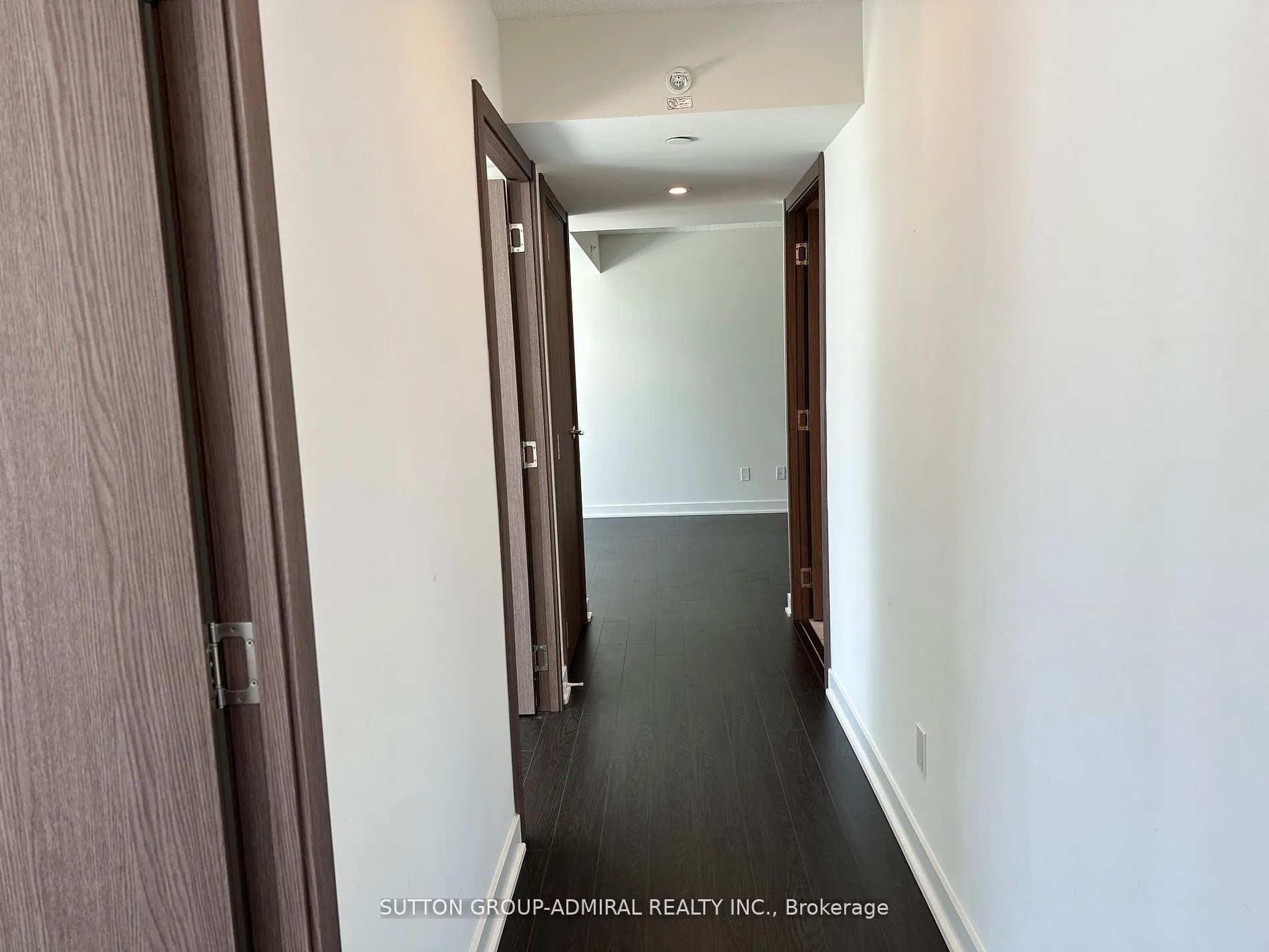 17 Bathurst Street, #615