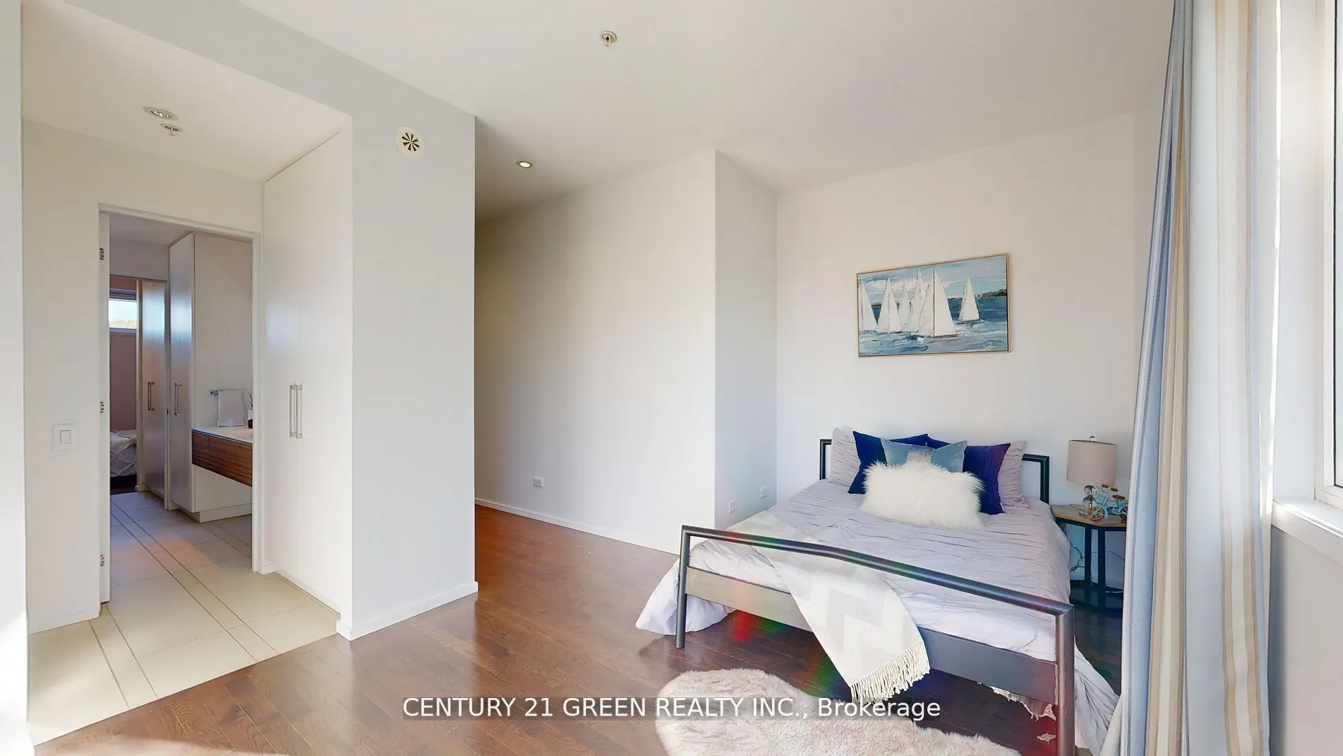 56 Lippincott Street, #8