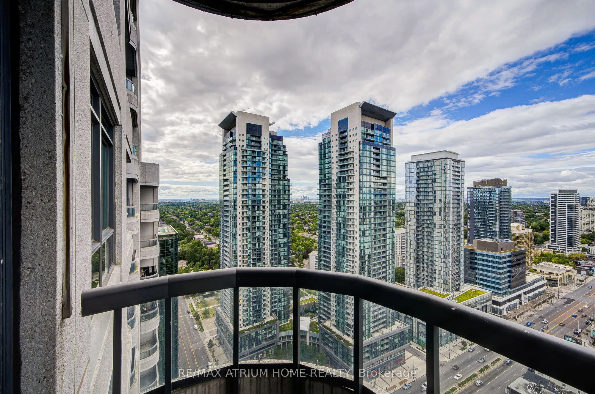 33 Empress Avenue, #3002