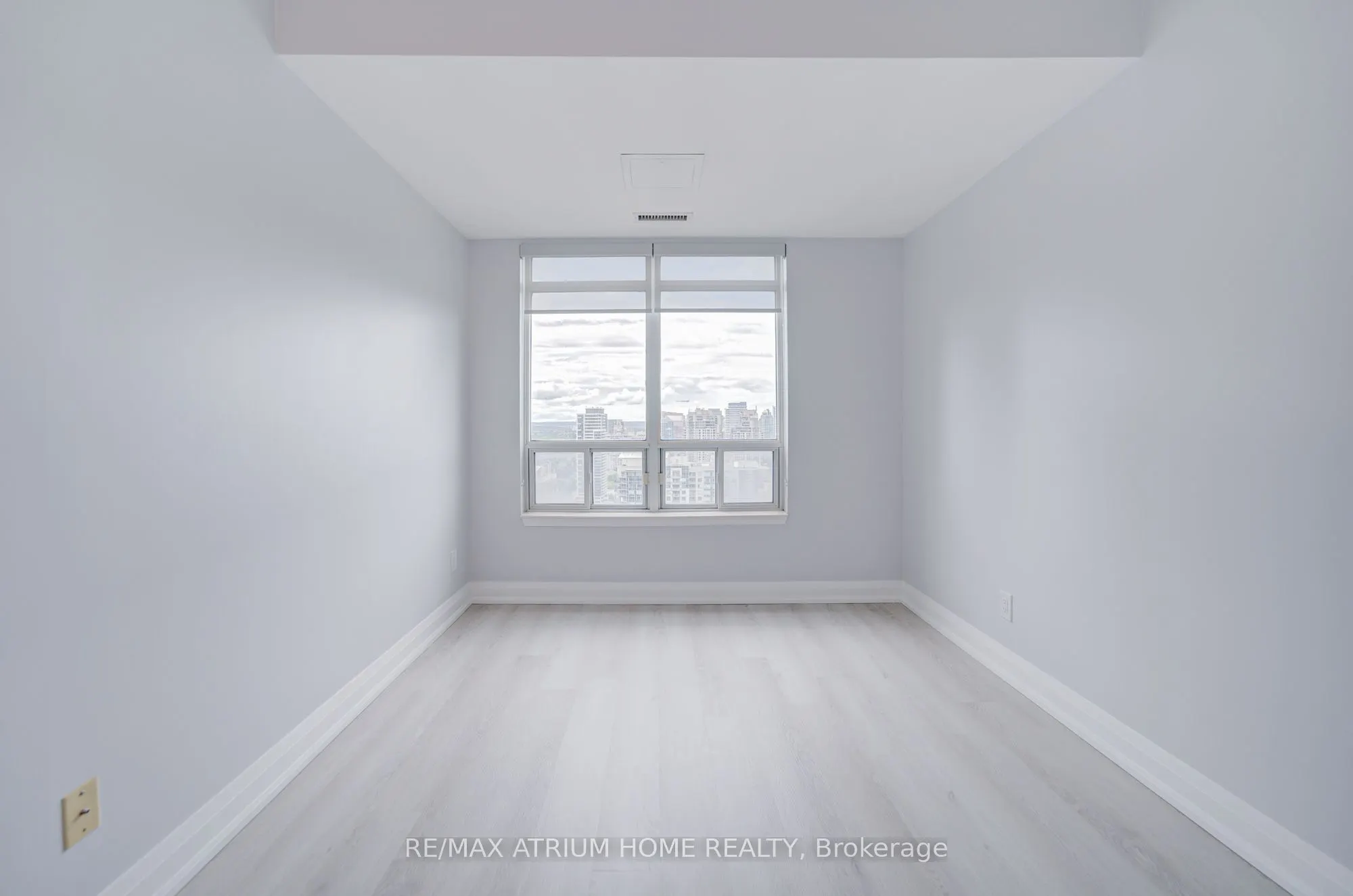33 Empress Avenue, #3002