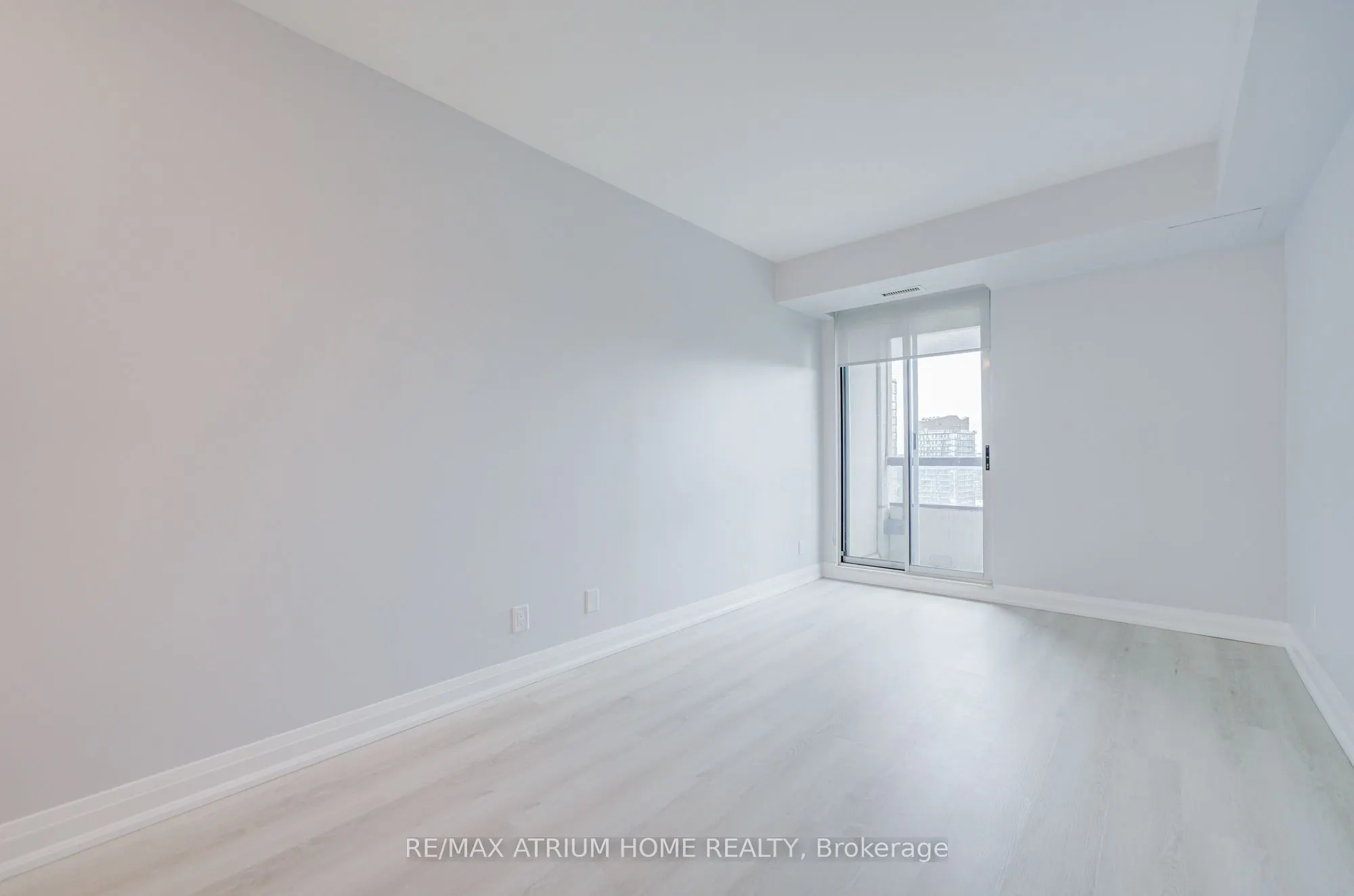 33 Empress Avenue, #3002