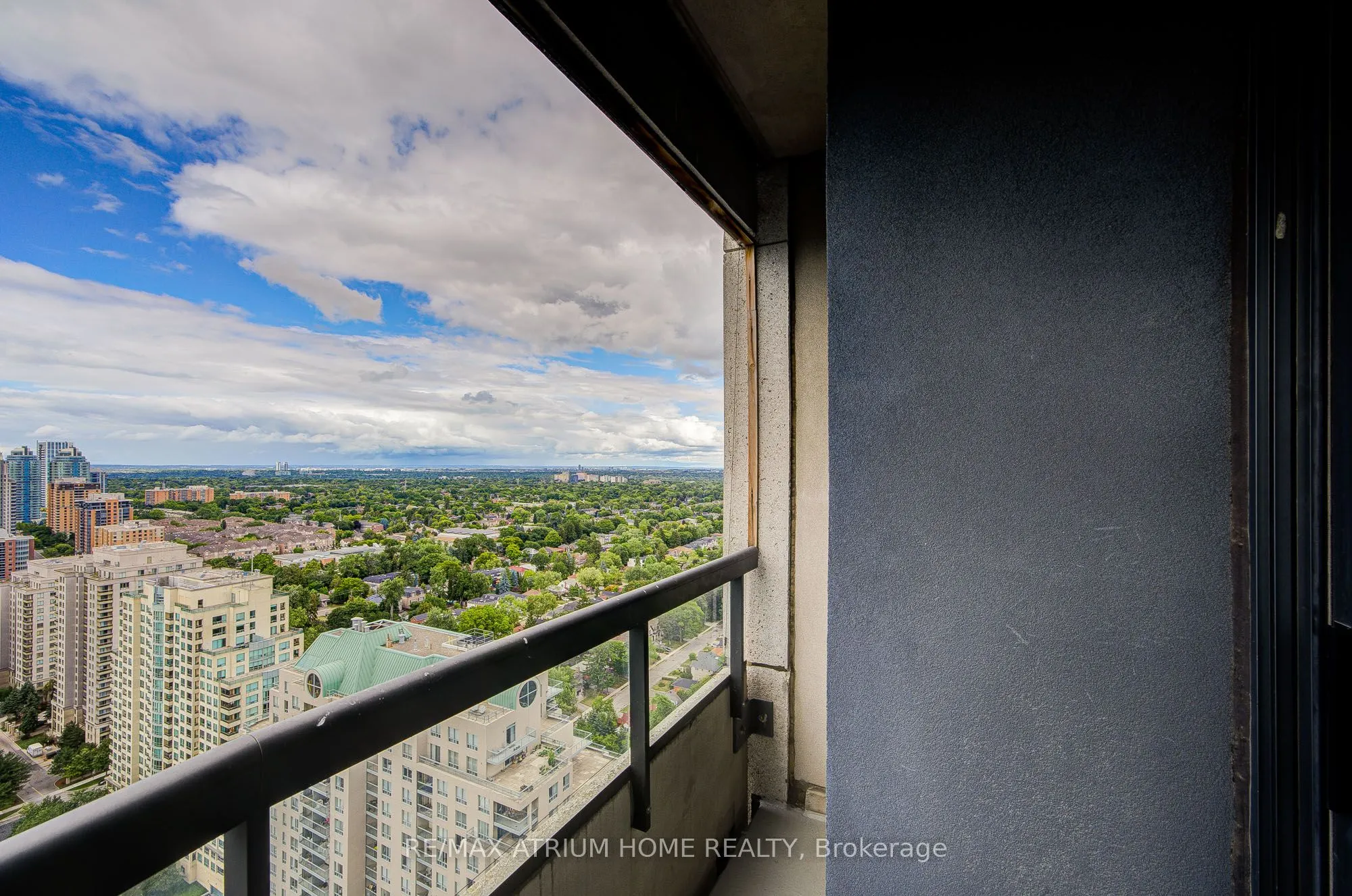 33 Empress Avenue, #3002