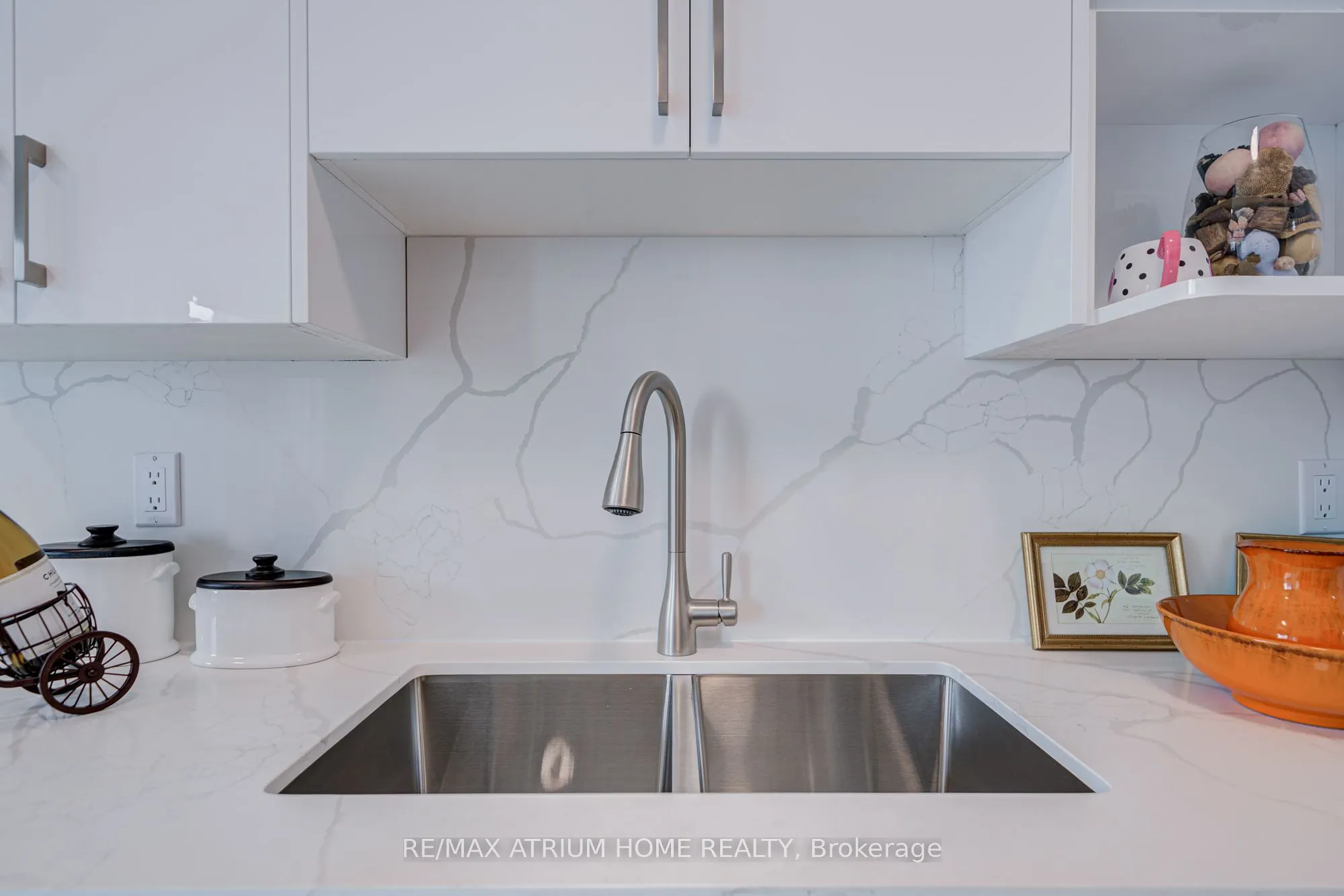 33 Empress Avenue, #3002