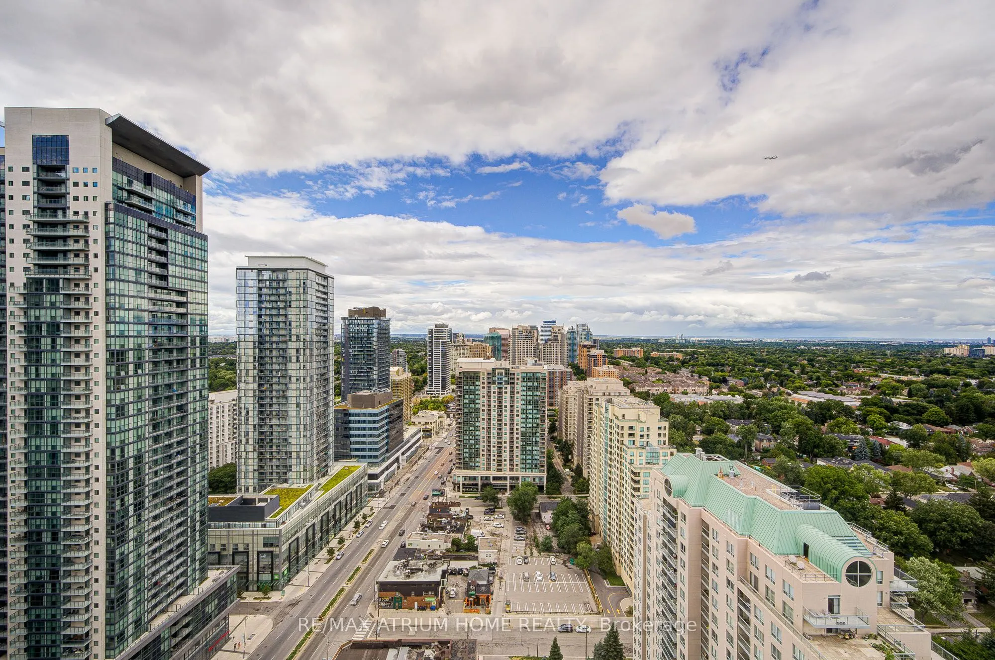 33 Empress Avenue, #3002