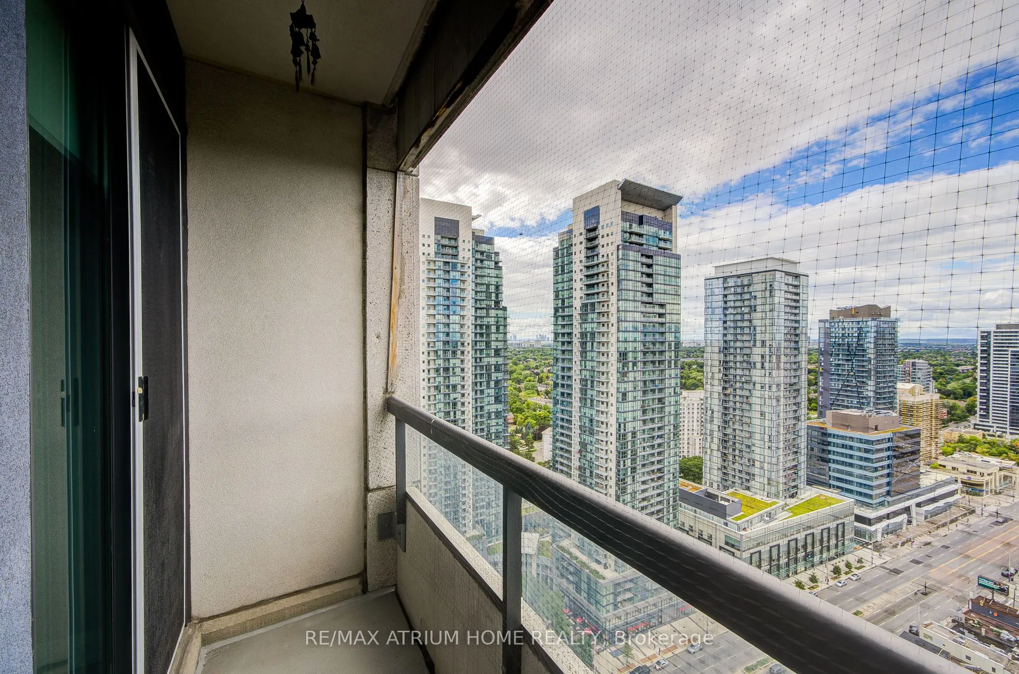 33 Empress Avenue, #3002