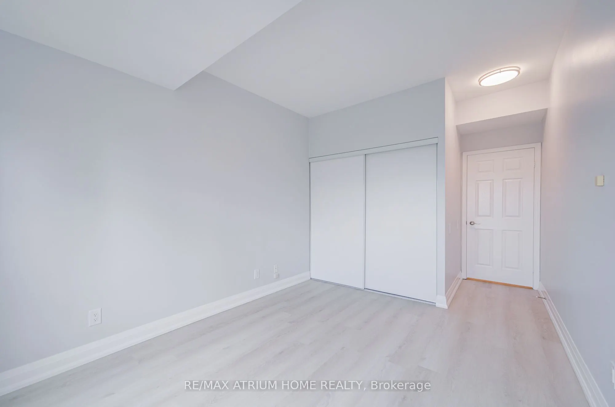 33 Empress Avenue, #3002