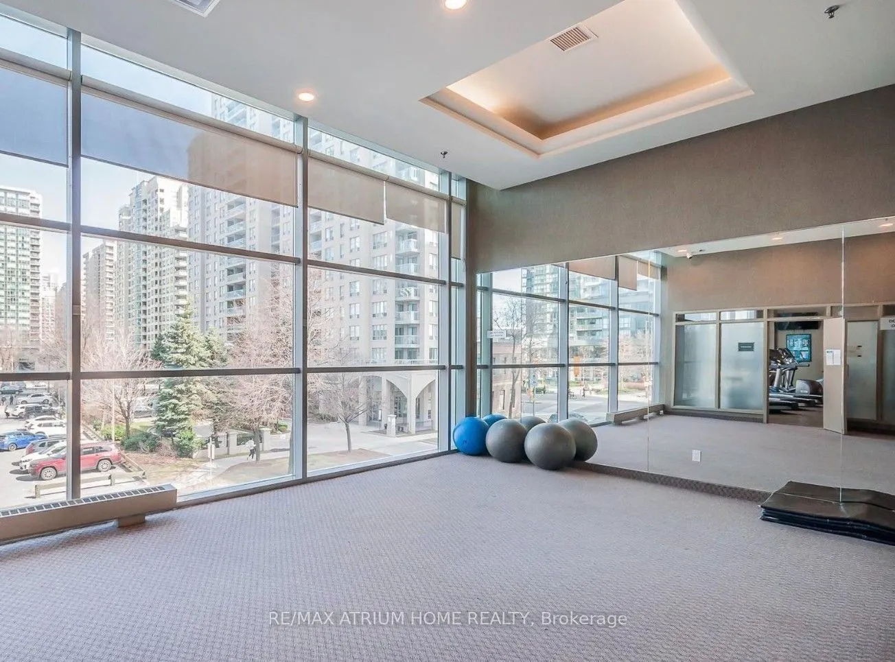 33 Empress Avenue, #3002
