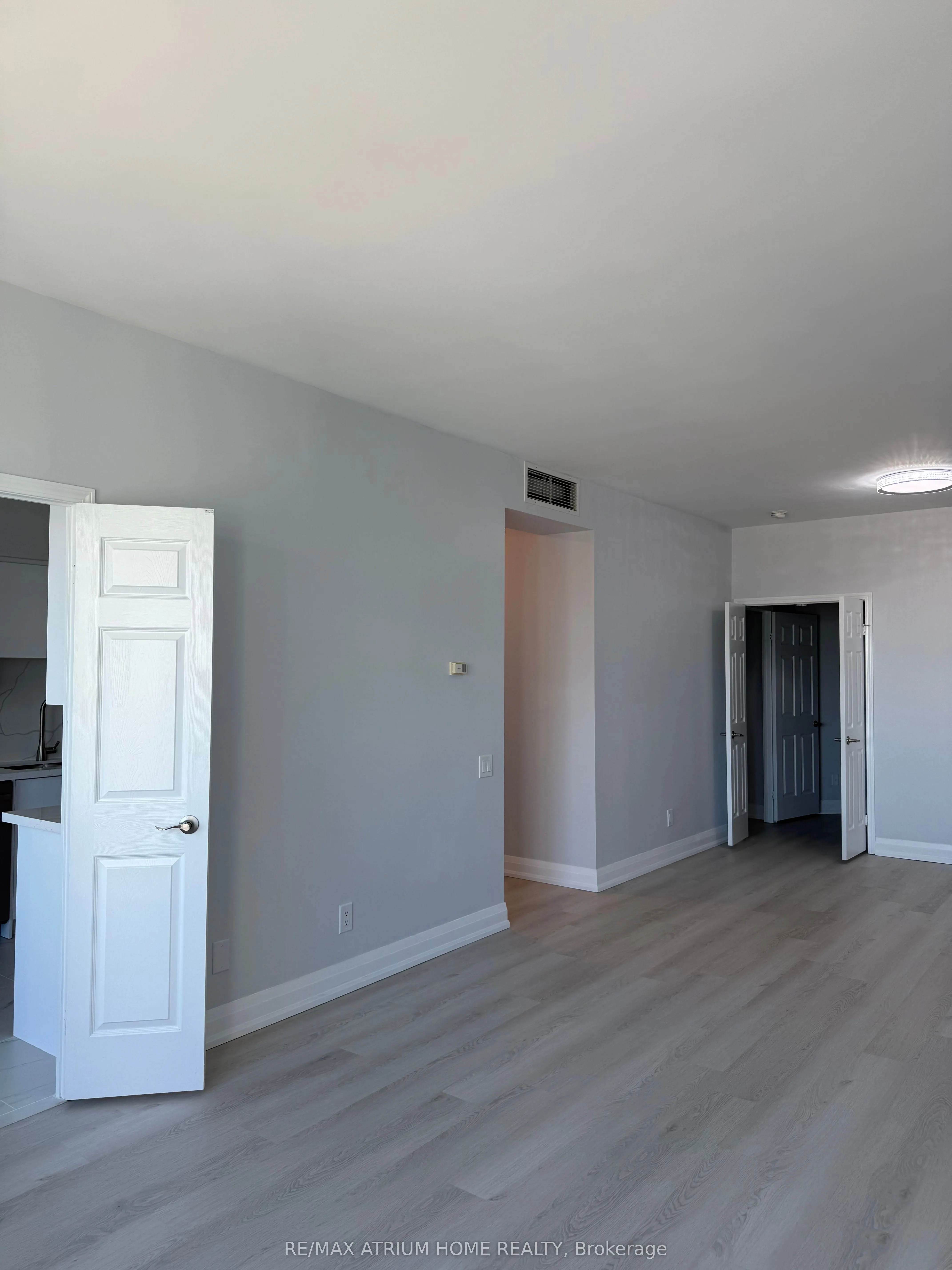 33 Empress Avenue, #3002