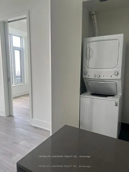 11 Yorkville Avenue, #6106