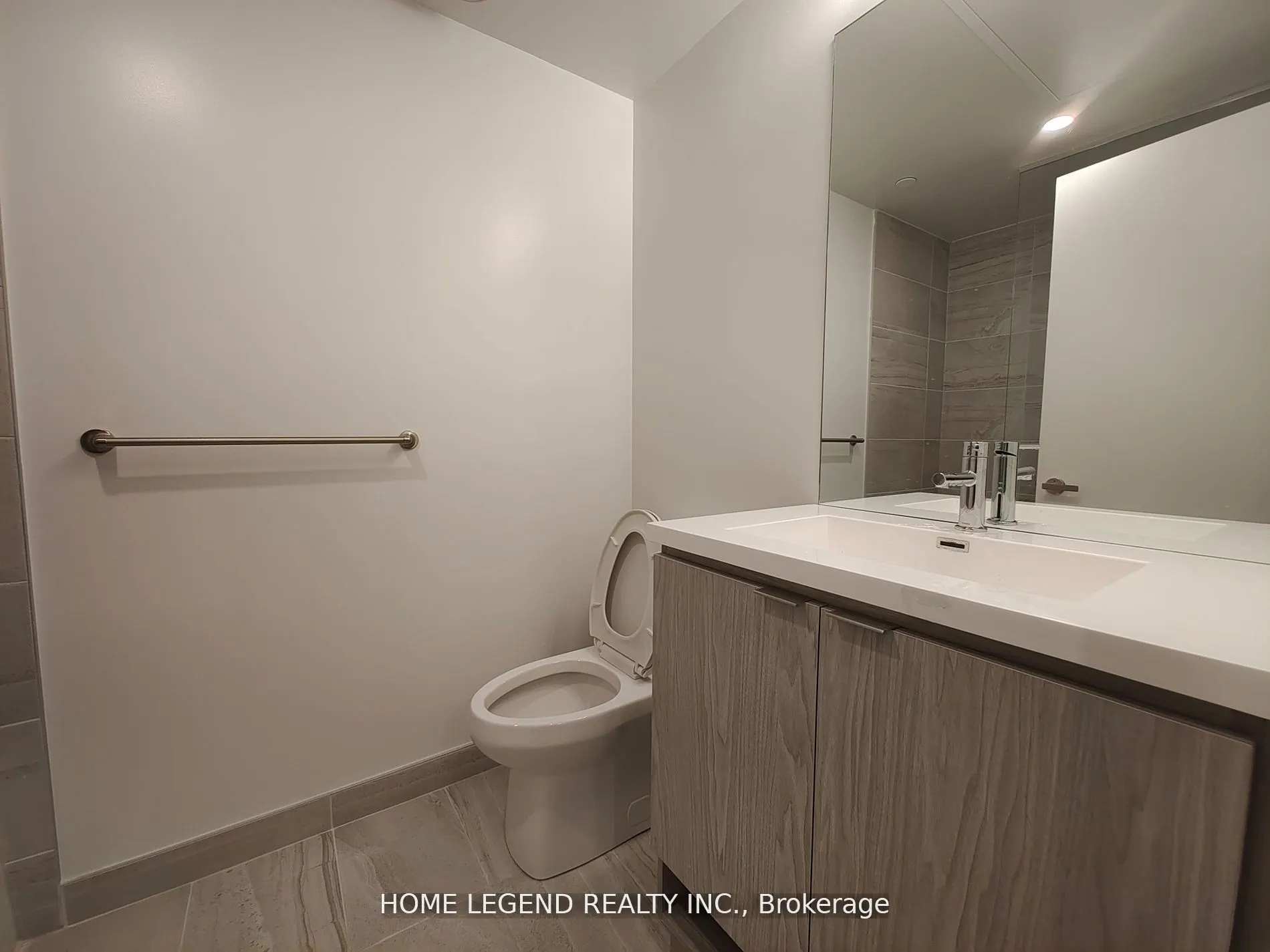 55 Cooper Street, #5507