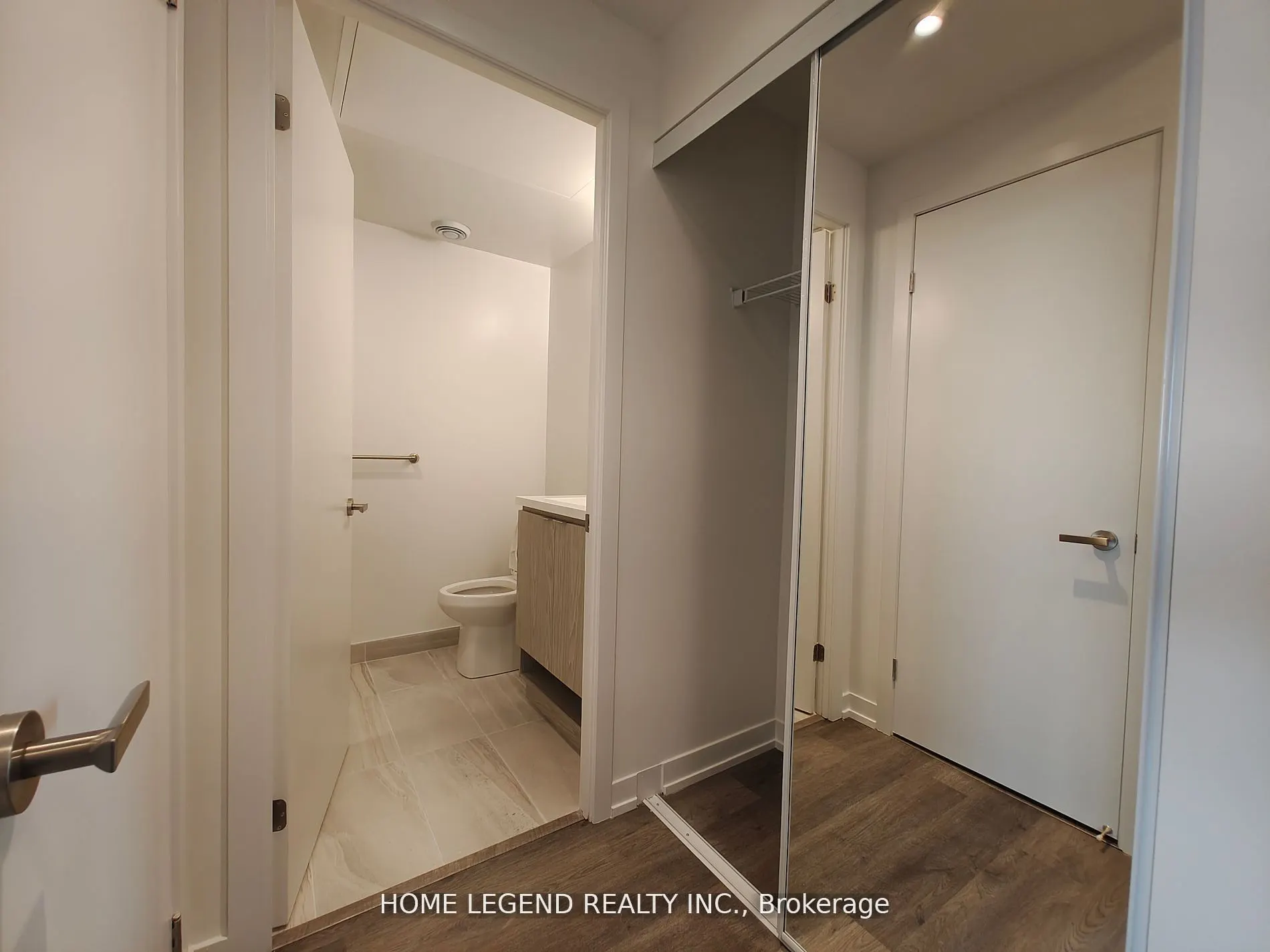 55 Cooper Street, #5507
