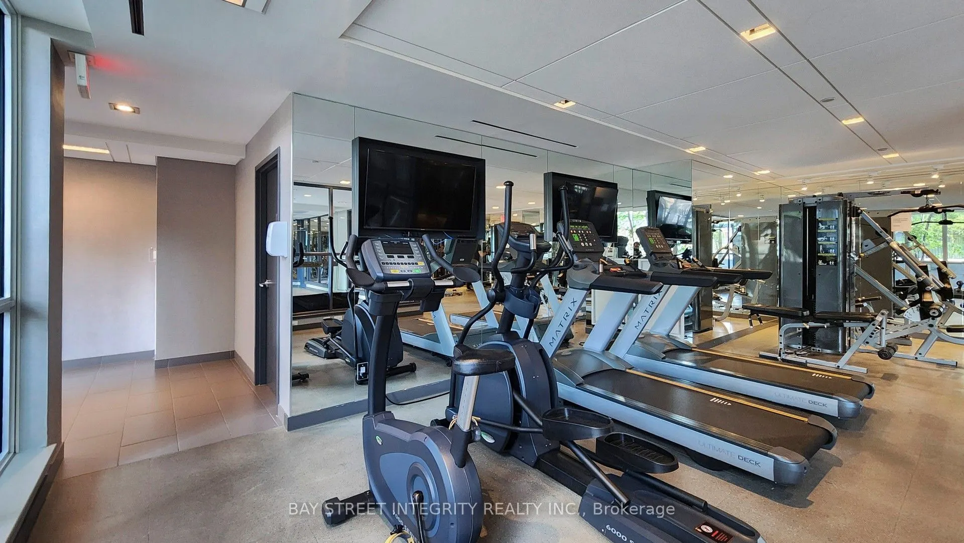 210 Simcoe Street, #2107