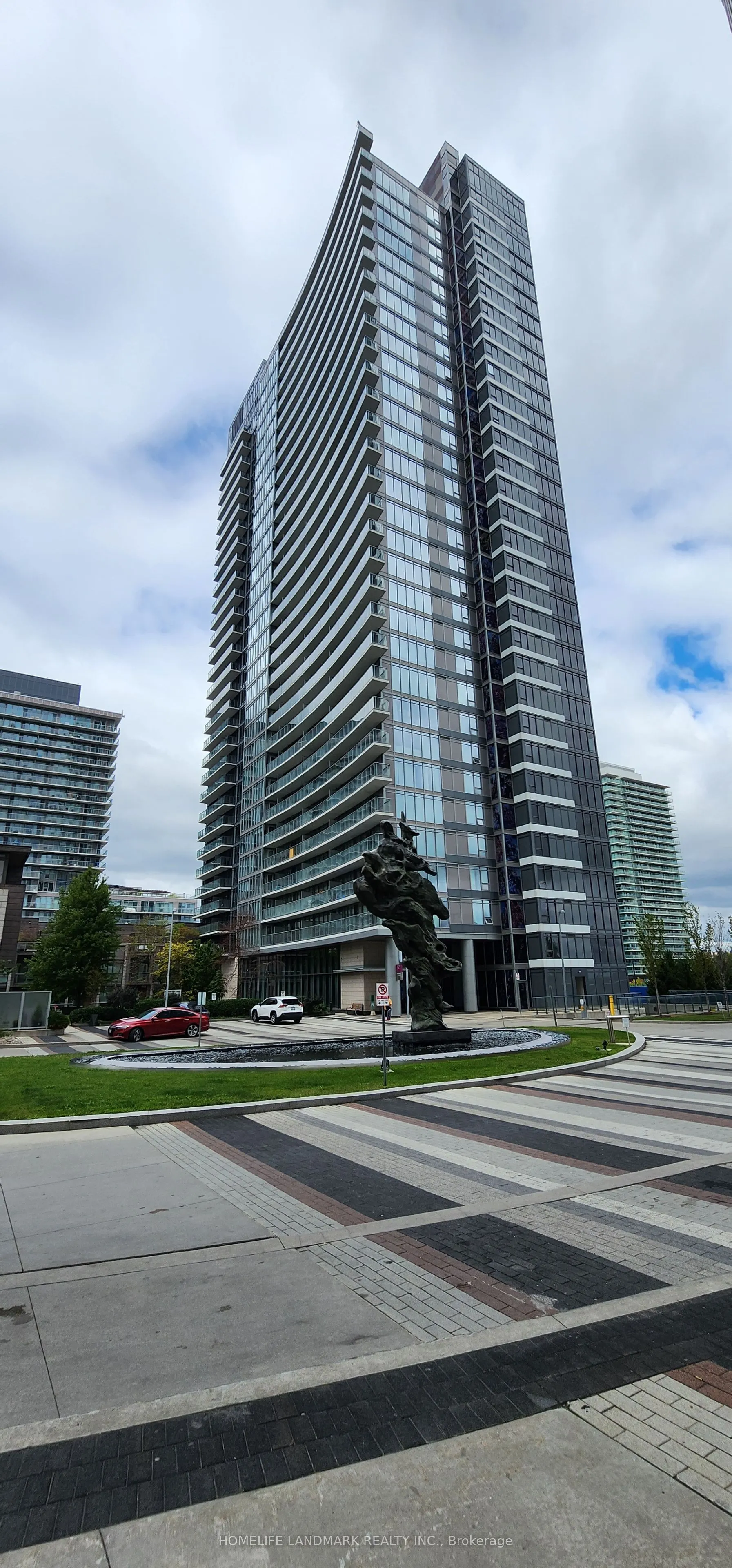 121 Mcmahon Drive, #2306