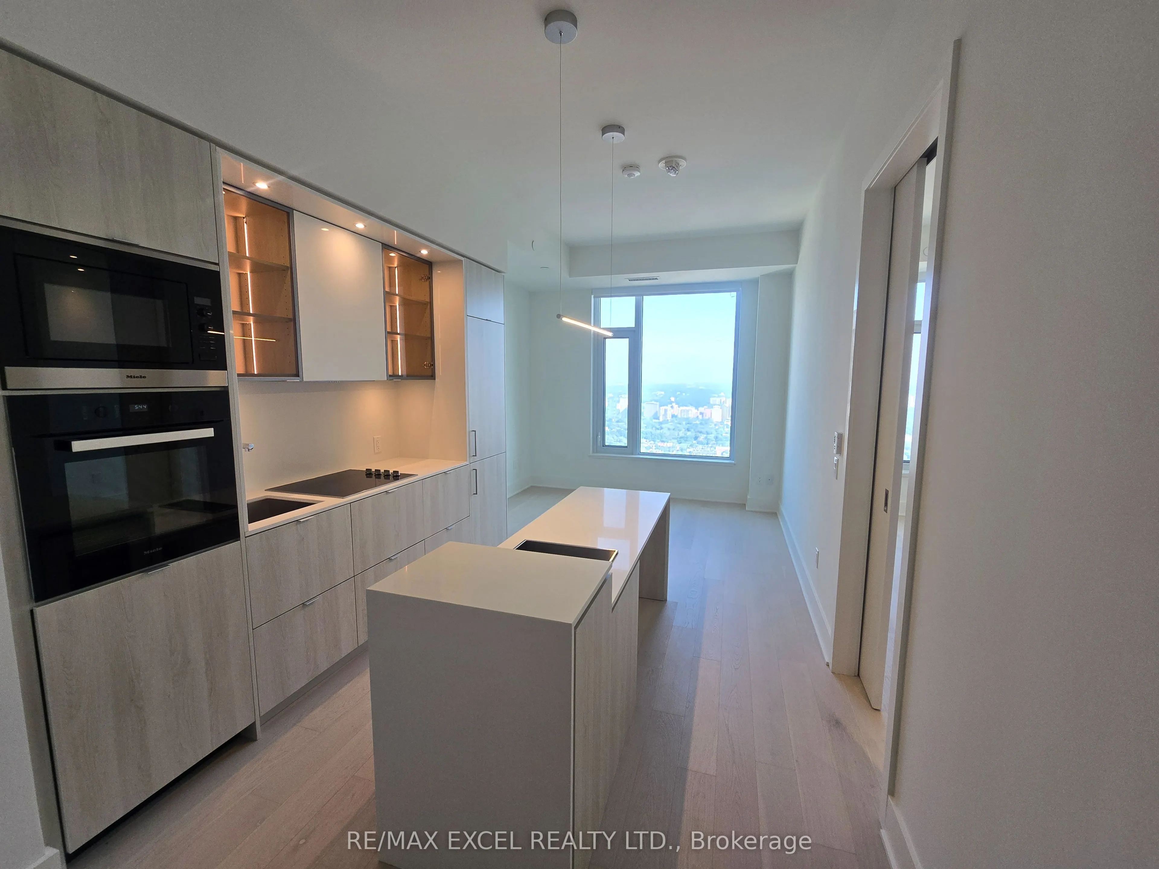 11 Yorkville Avenue, #6003