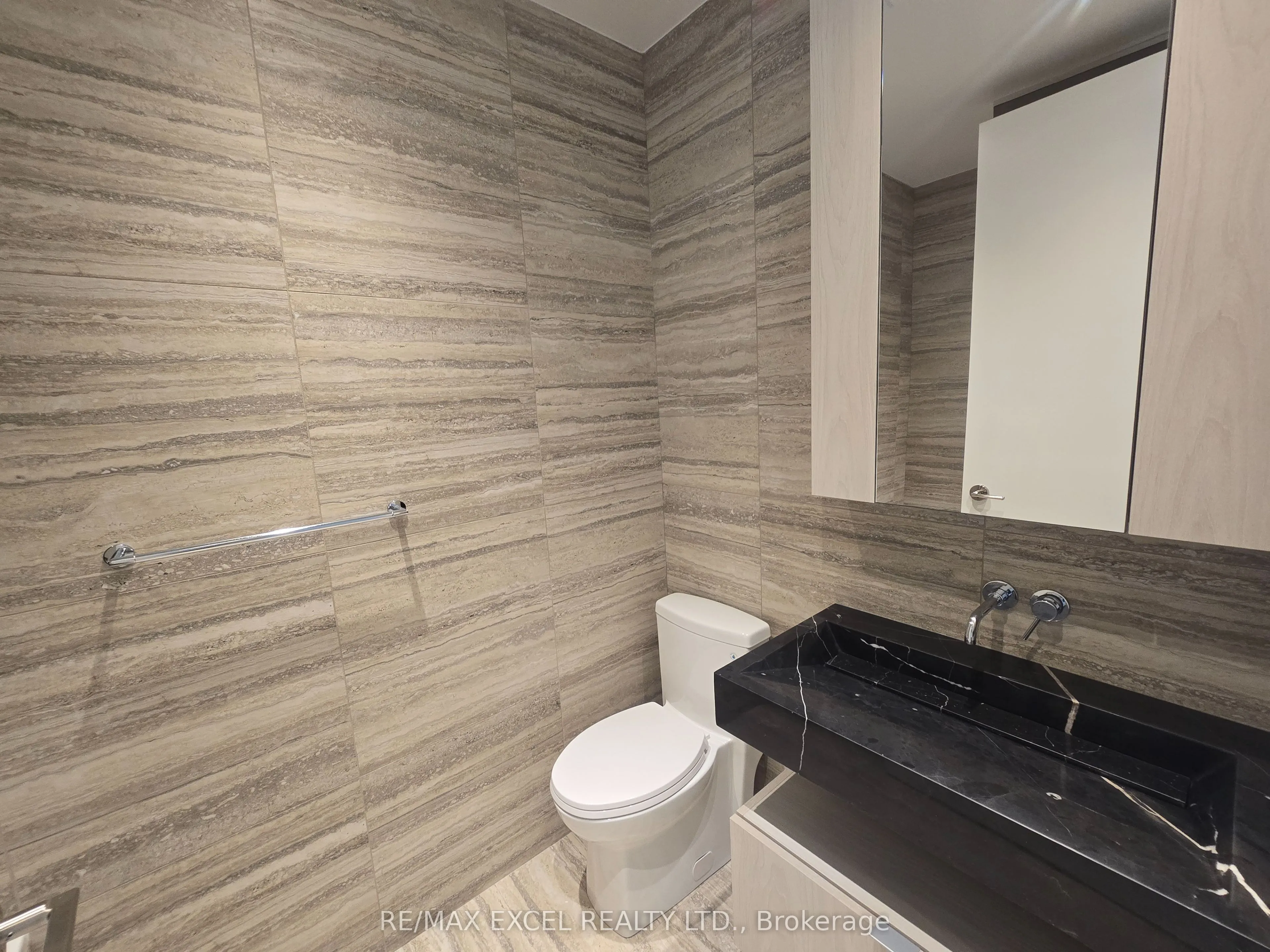 11 Yorkville Avenue, #6003
