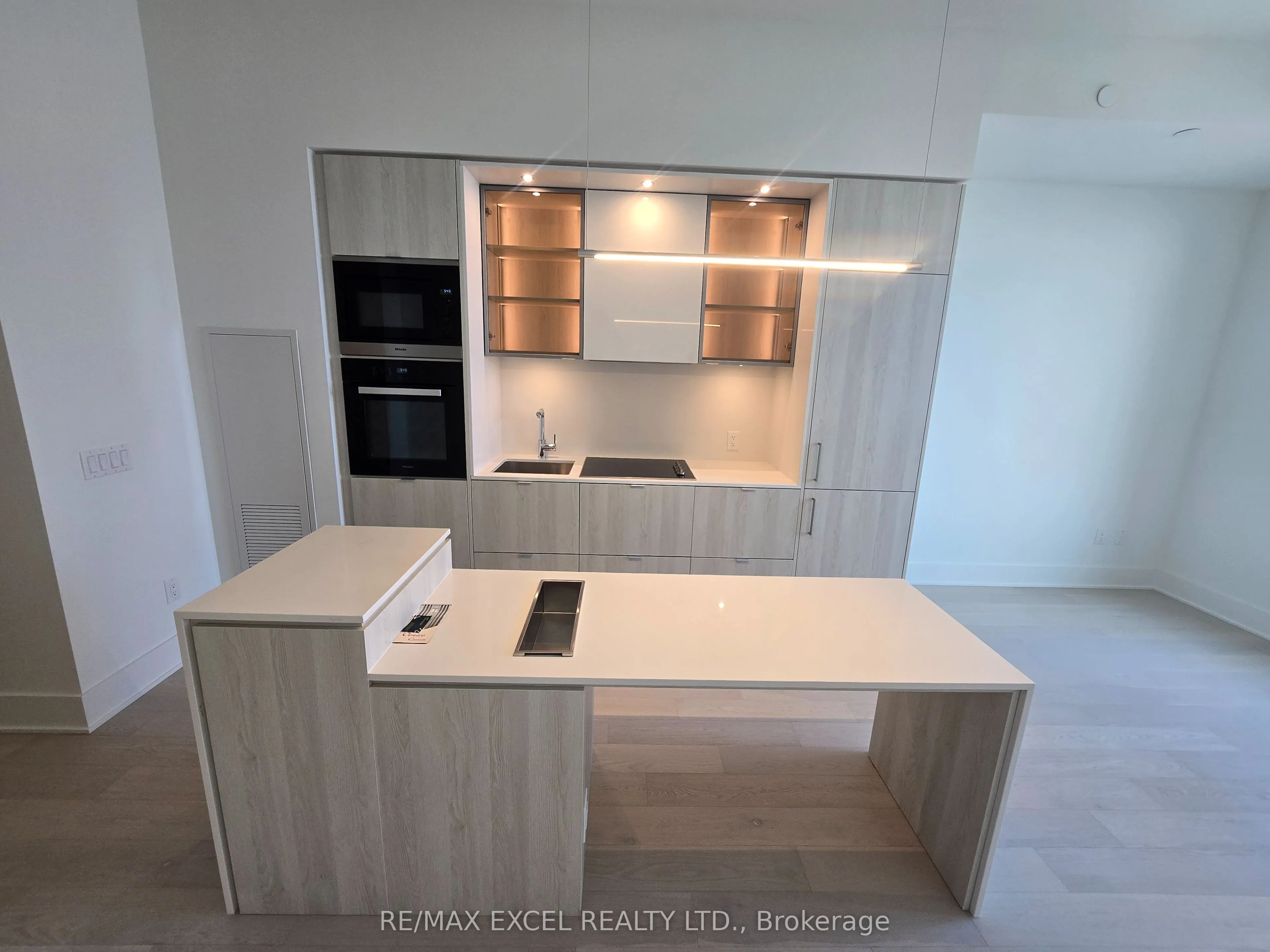 11 Yorkville Avenue, #6003