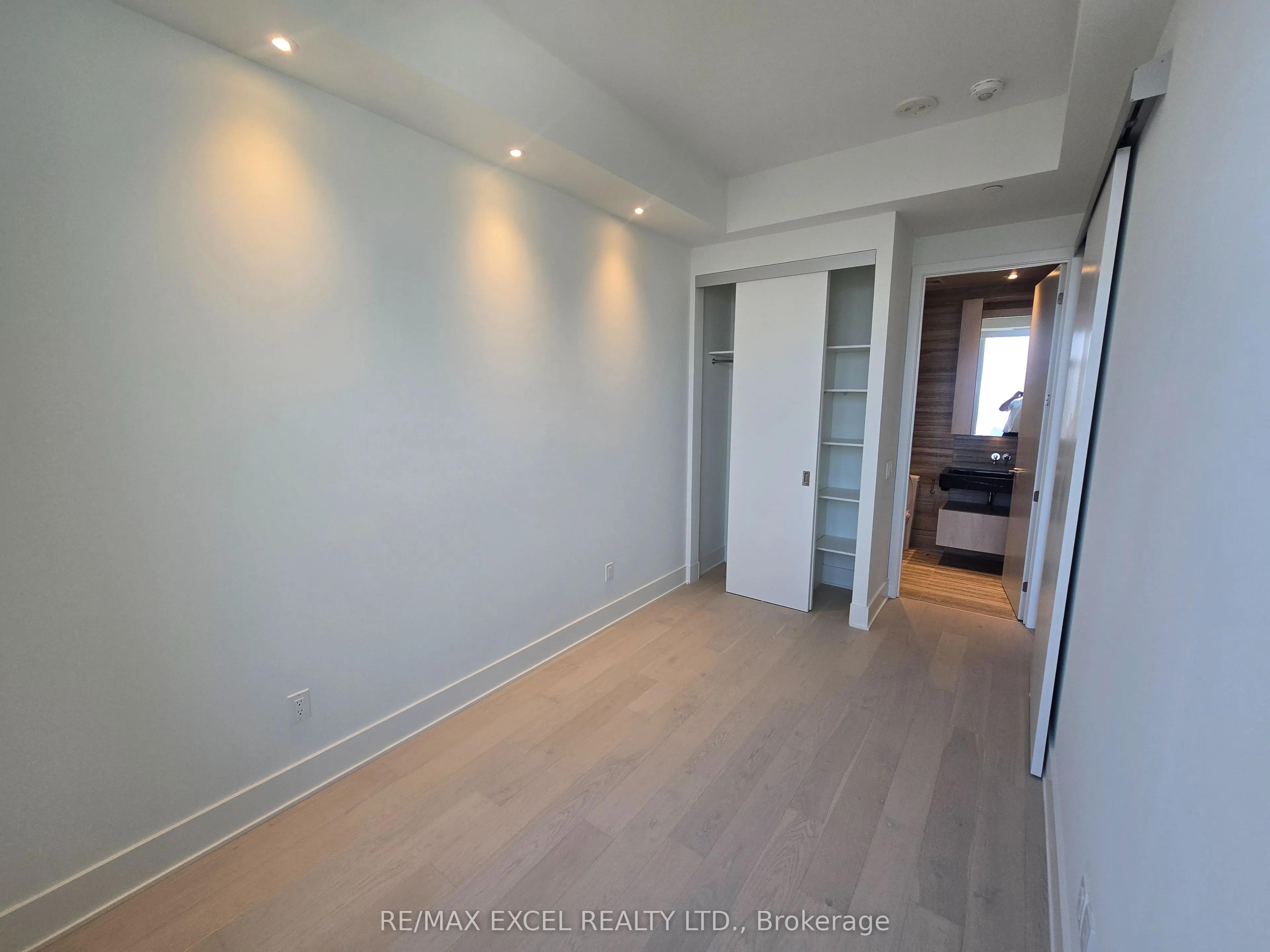 11 Yorkville Avenue, #6003