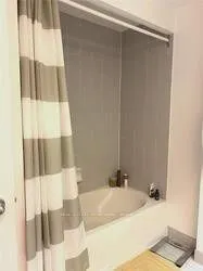 99 Harbour Square, #903