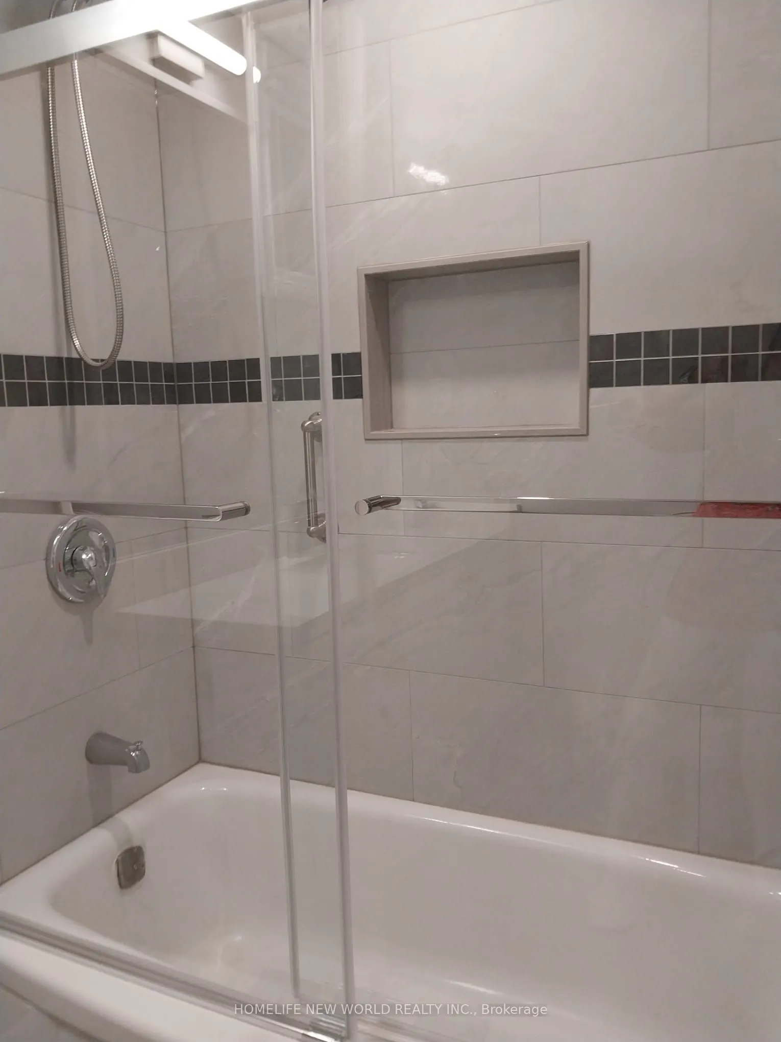 175 Empress Avenue, #G/L  : Ground & Lower