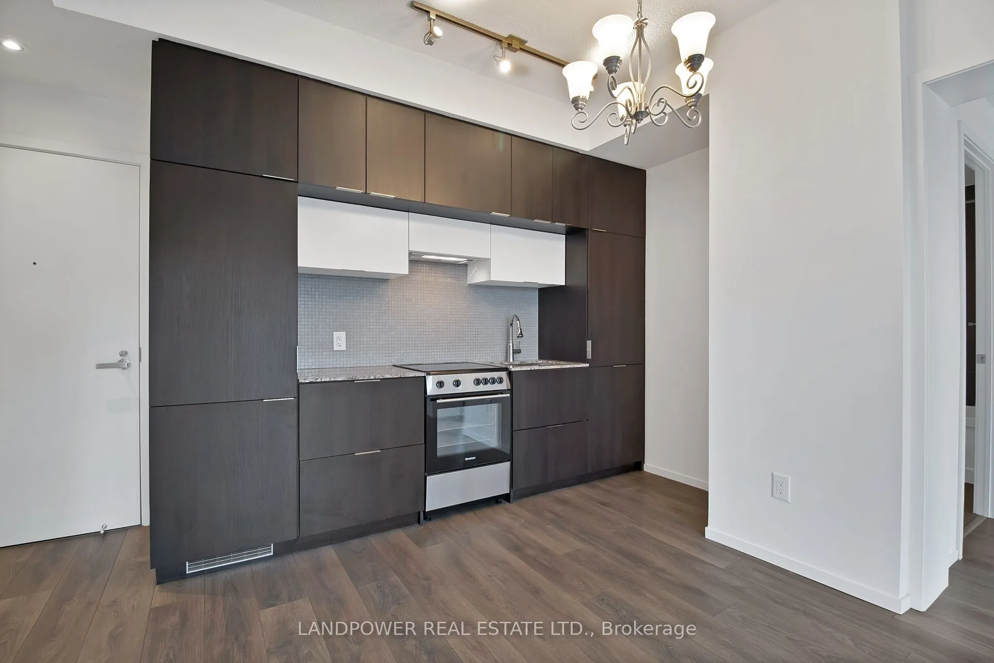 159 Dundas Street E, #1107