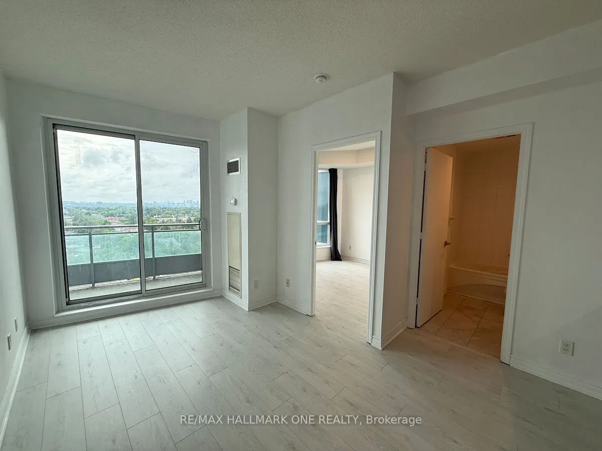 60 Byng Avenue, #1209