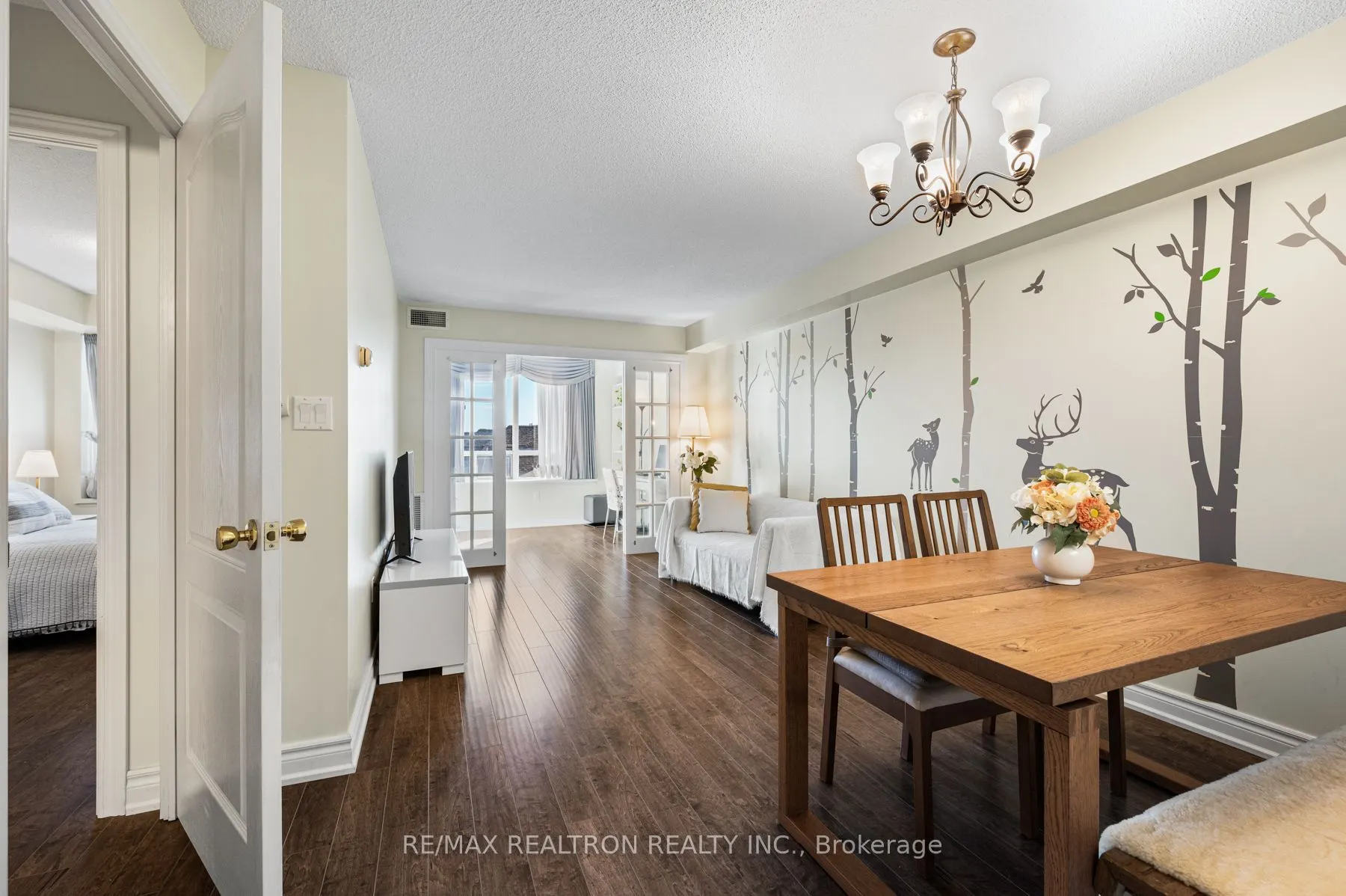 88 Grandview Way, #609
