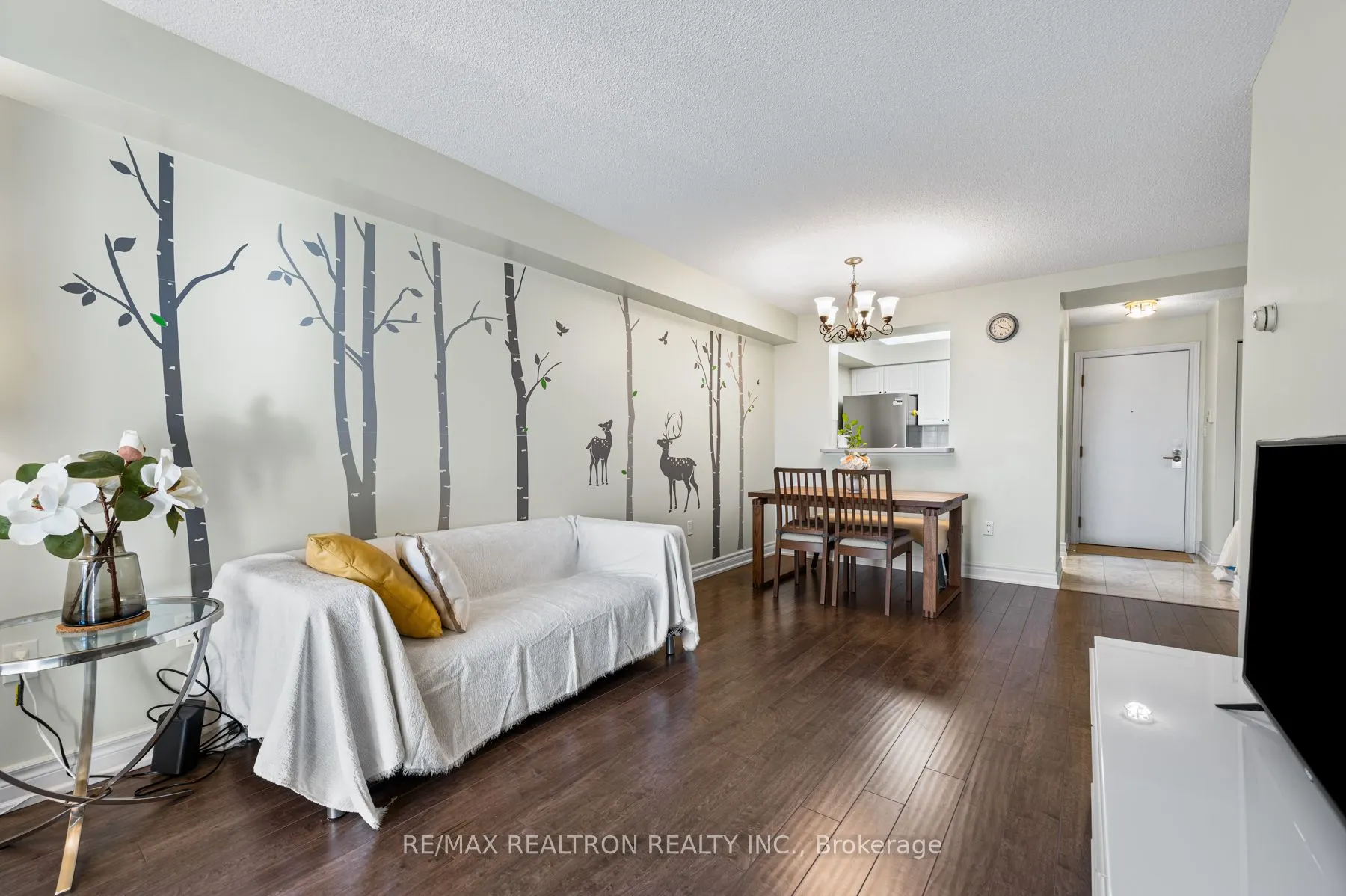 88 Grandview Way, #609