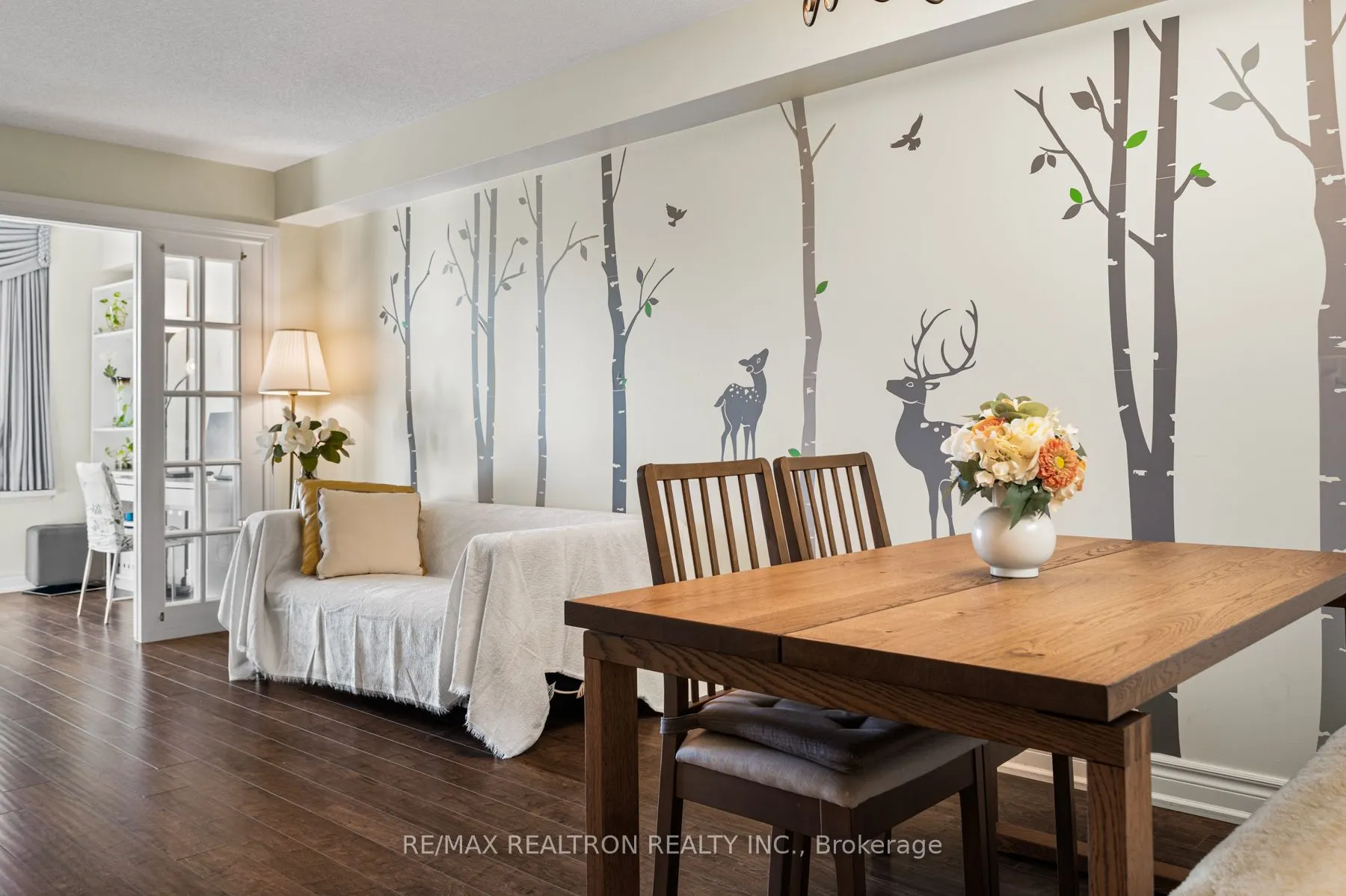 88 Grandview Way, #609