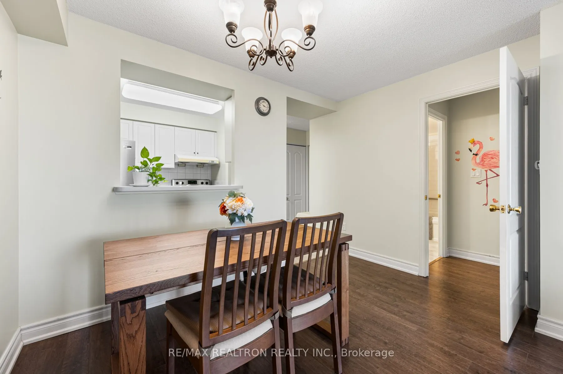 88 Grandview Way, #609