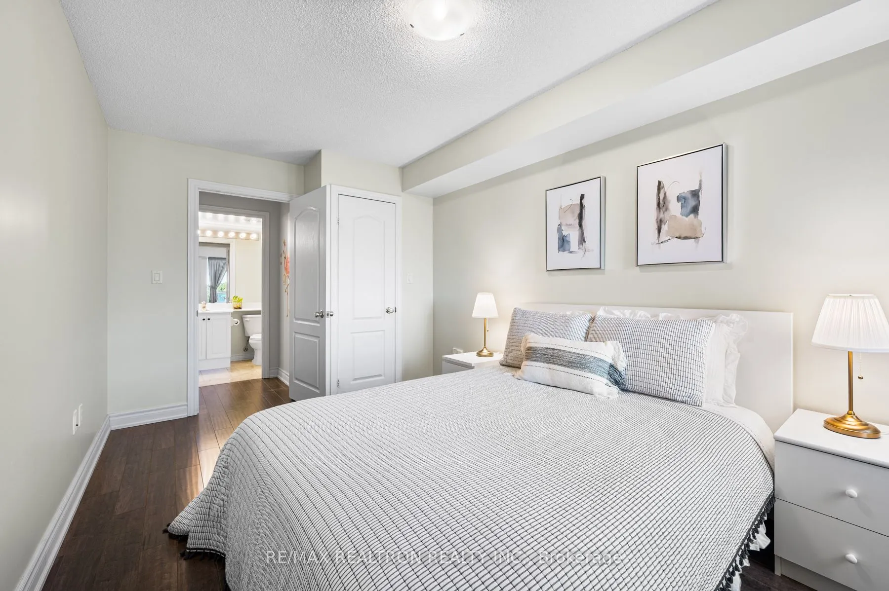 88 Grandview Way, #609