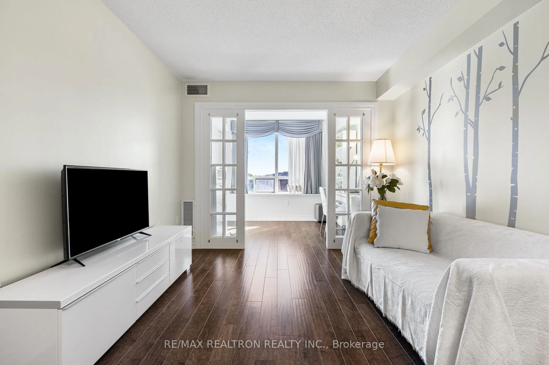 88 Grandview Way, #609